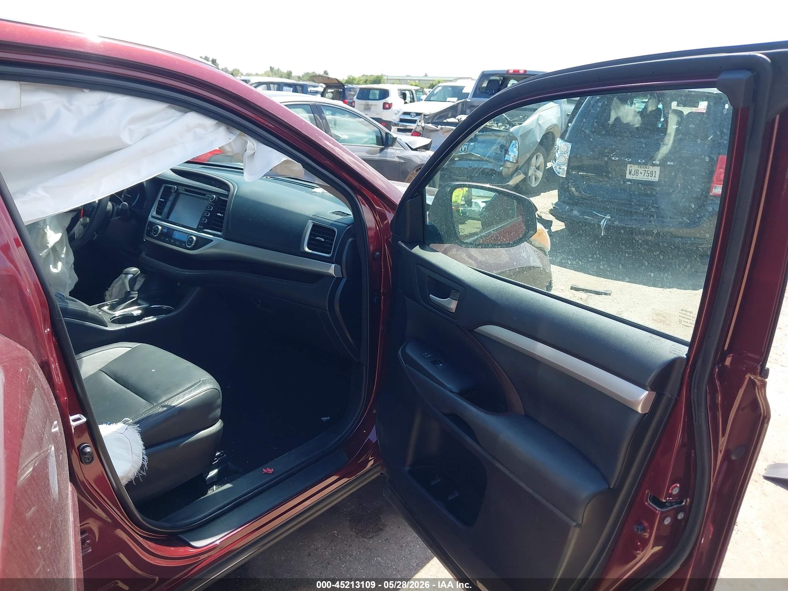 2015 Toyota Highlander Xle V6 Red vin: 5TDKKRFH5FS096167