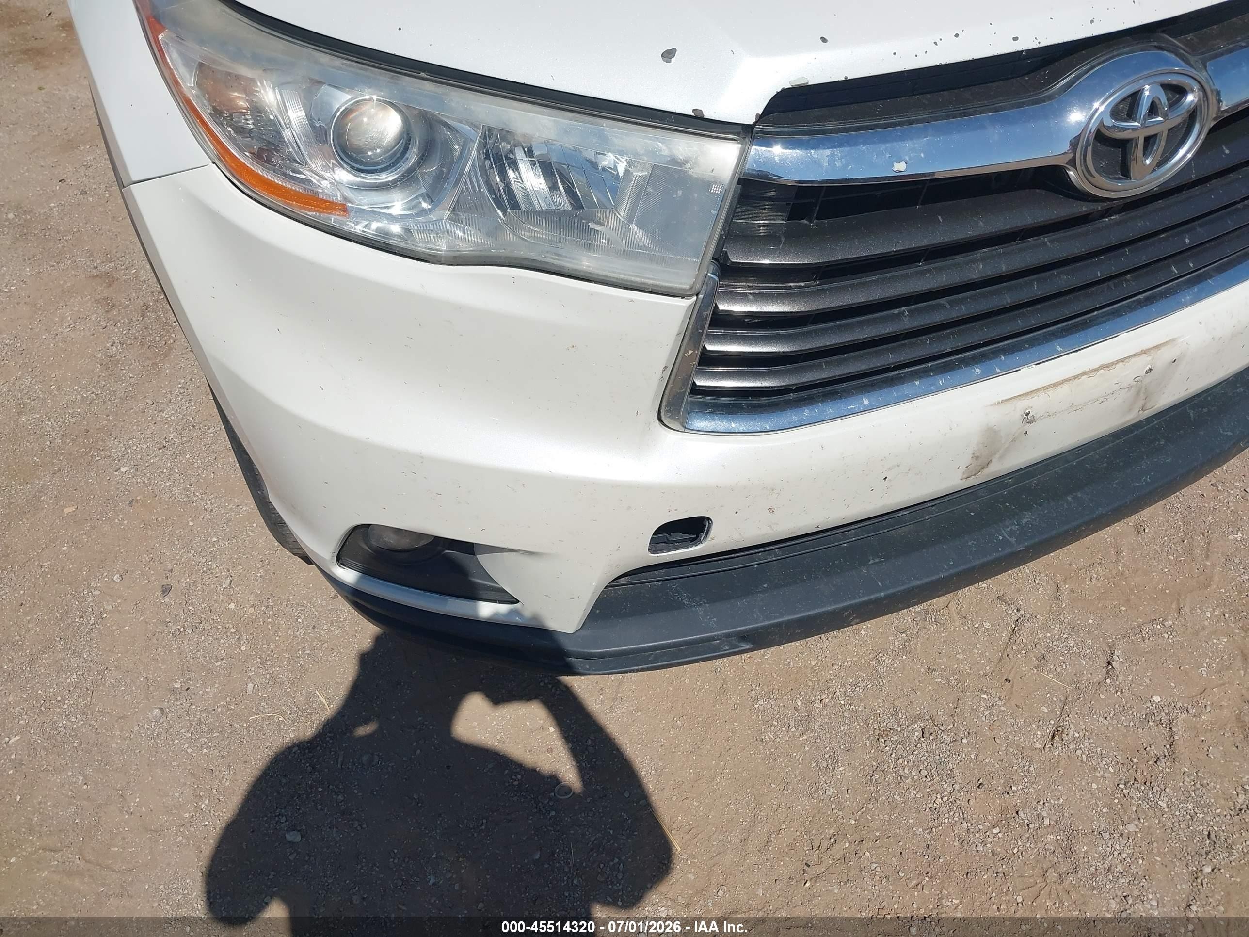 2015 Toyota Highlander Xle V6 White vin: 5TDKKRFH6FS061654