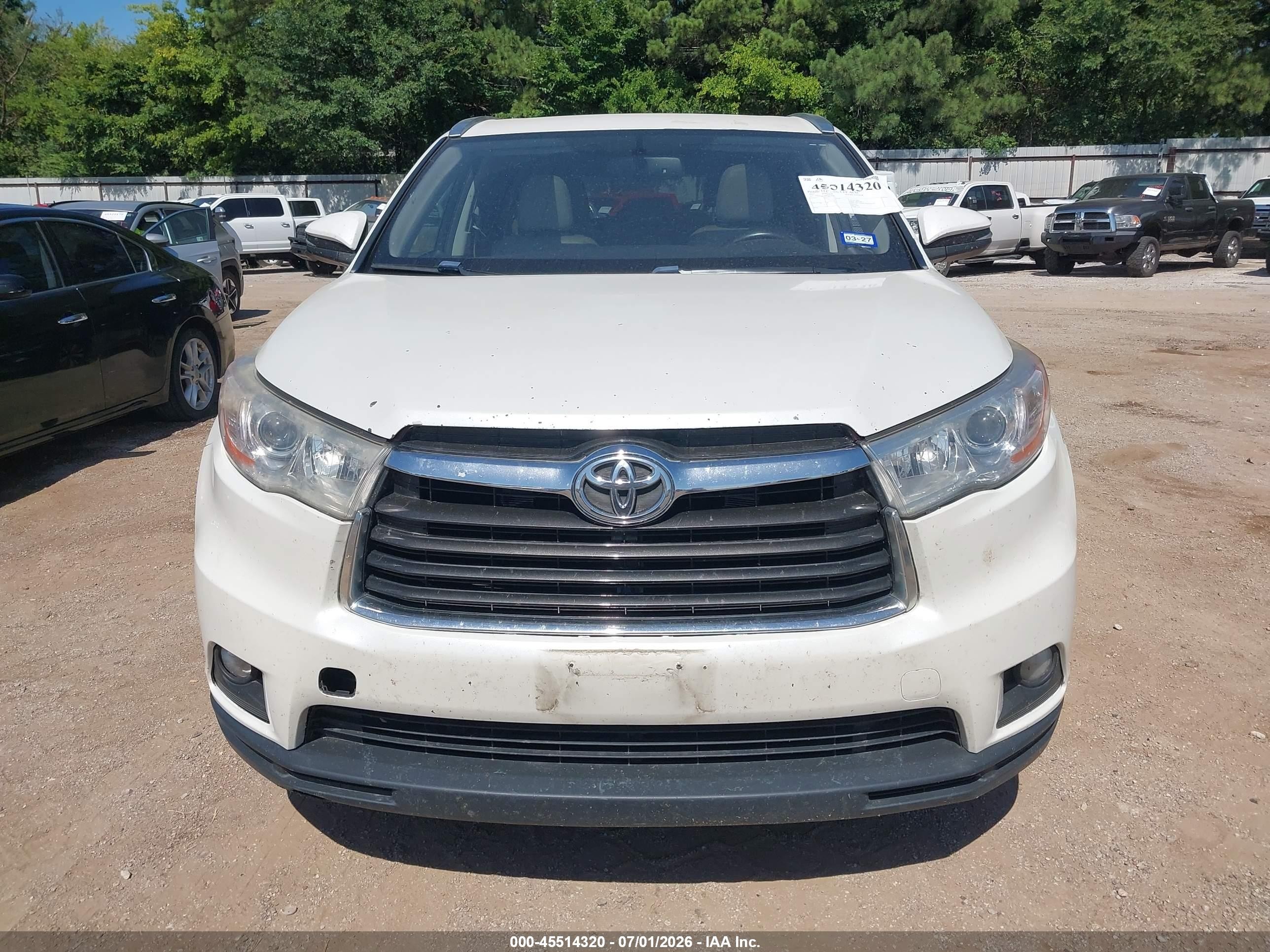 2015 Toyota Highlander Xle V6 White vin: 5TDKKRFH6FS061654