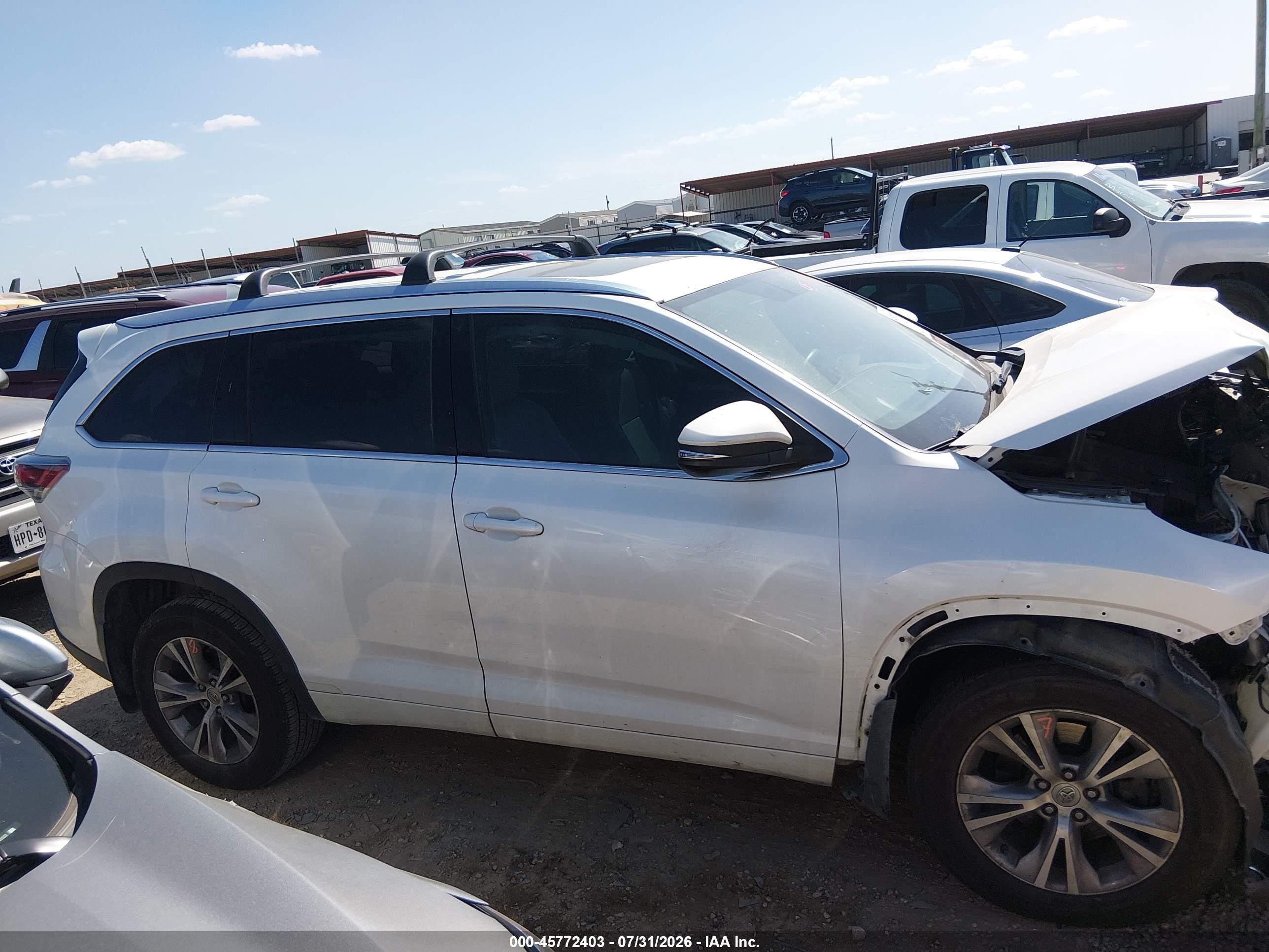 2015 Toyota Highlander Xle V6 White vin: 5TDKKRFH6FS117172