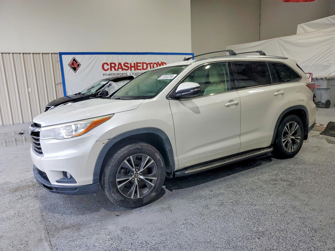 2016 Toyota Highlander Xle White vin: 5TDKKRFH6GS160010