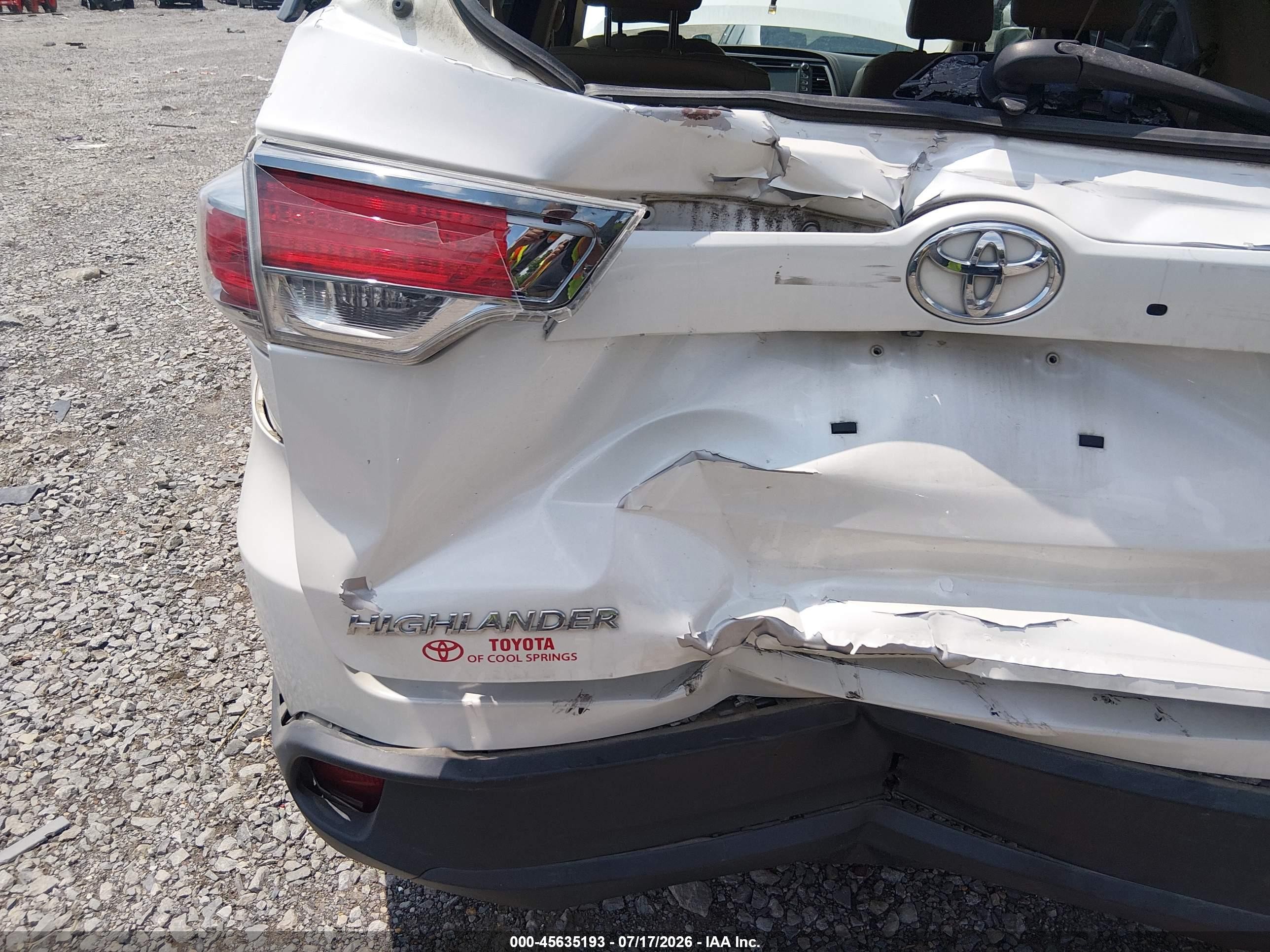 2015 Toyota Highlander Xle V6 Бежевый vin: 5TDKKRFH7FS038819