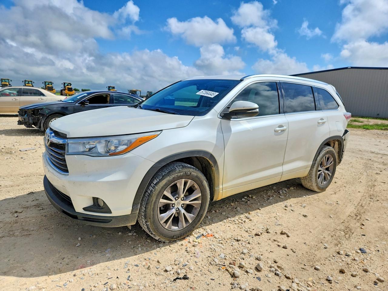 2015 Toyota Highlander Xle White vin: 5TDKKRFH7FS054230
