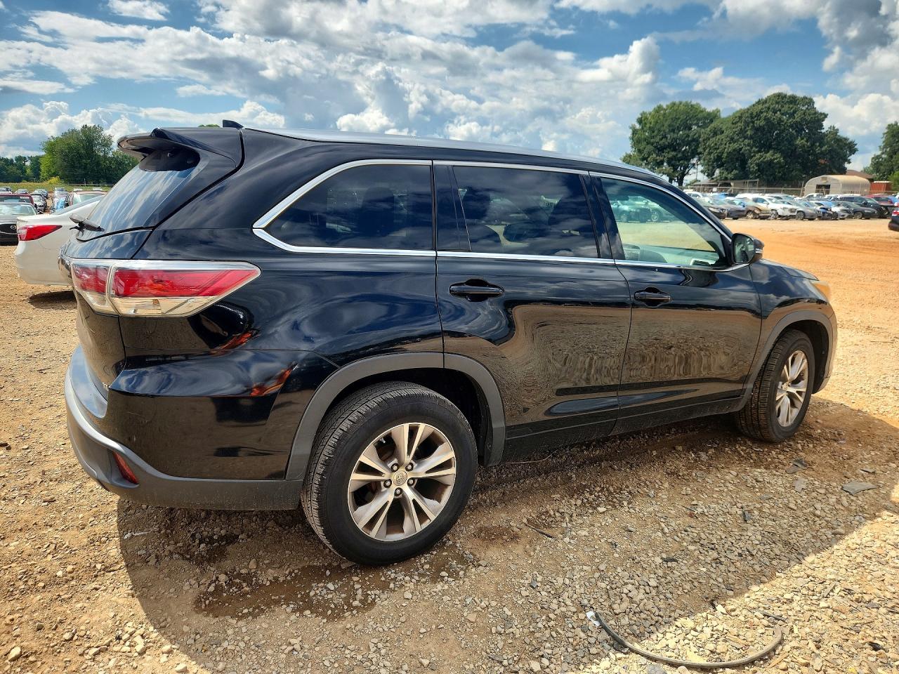 2015 Toyota Highlander Xle Black vin: 5TDKKRFH7FS061498