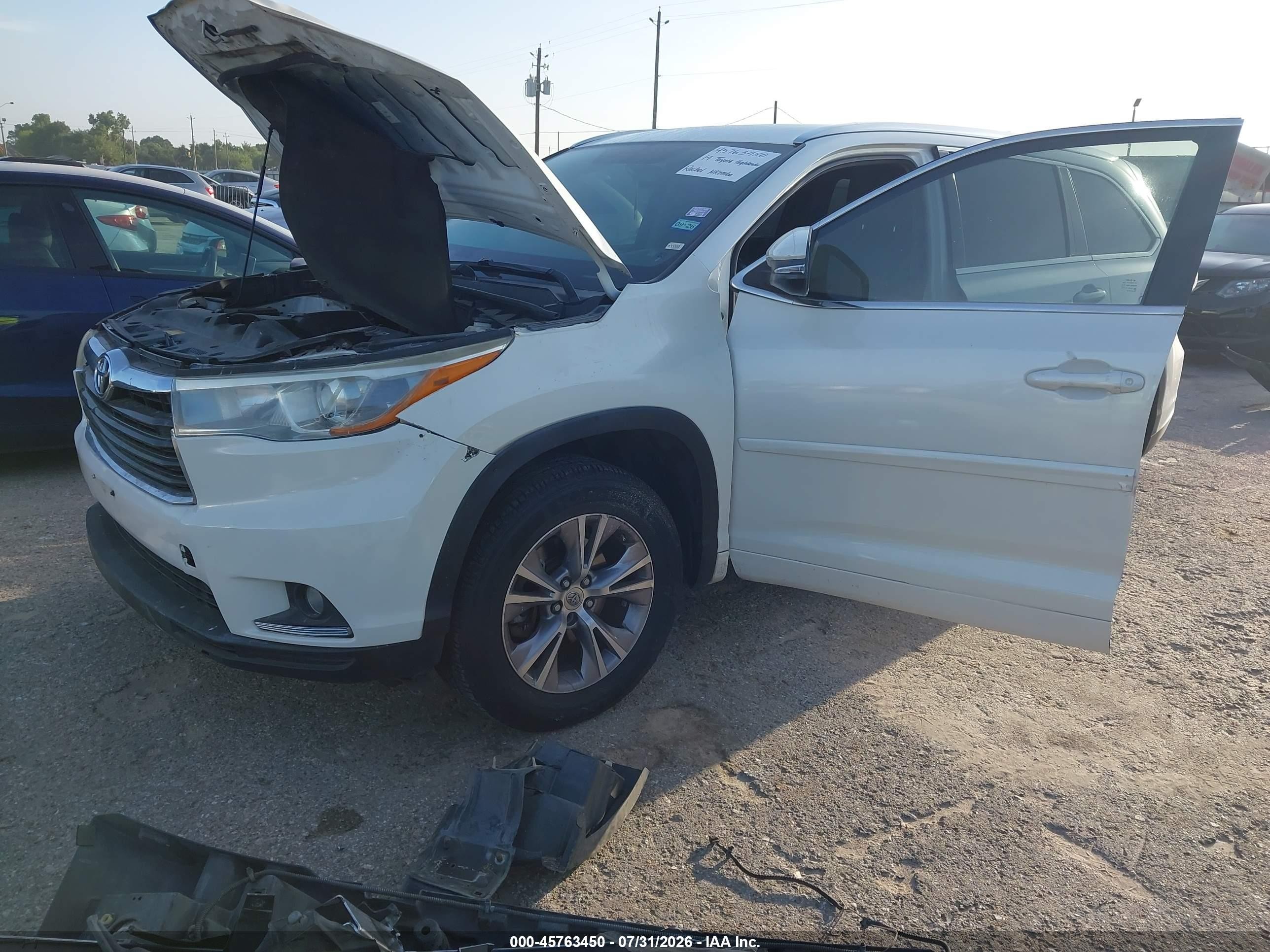 2014 Toyota Highlander Xle V6 Белый vin: 5TDKKRFH8ES004502