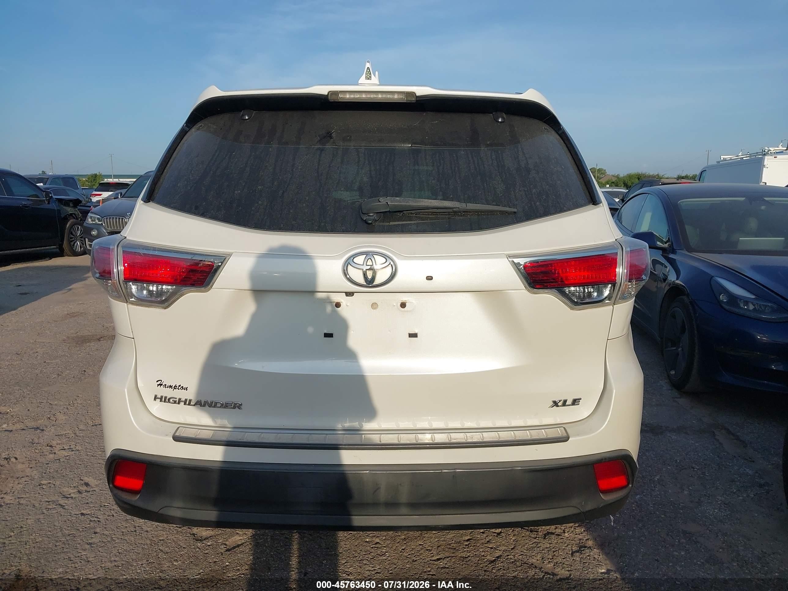 2014 Toyota Highlander Xle V6 Белый vin: 5TDKKRFH8ES004502