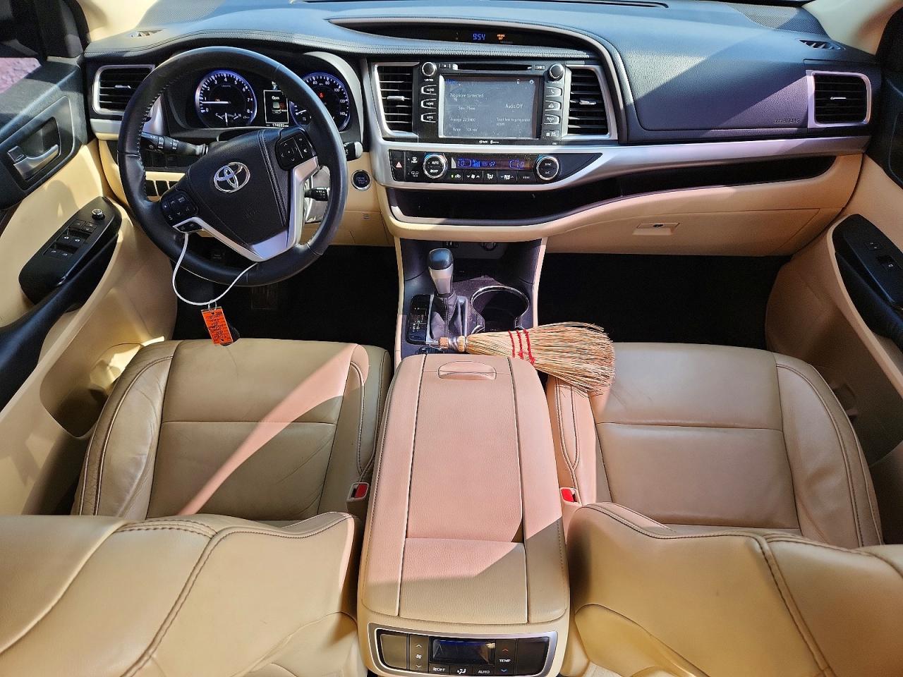 2015 Toyota Highlander Xle Burgundy vin: 5TDKKRFH8FS059565