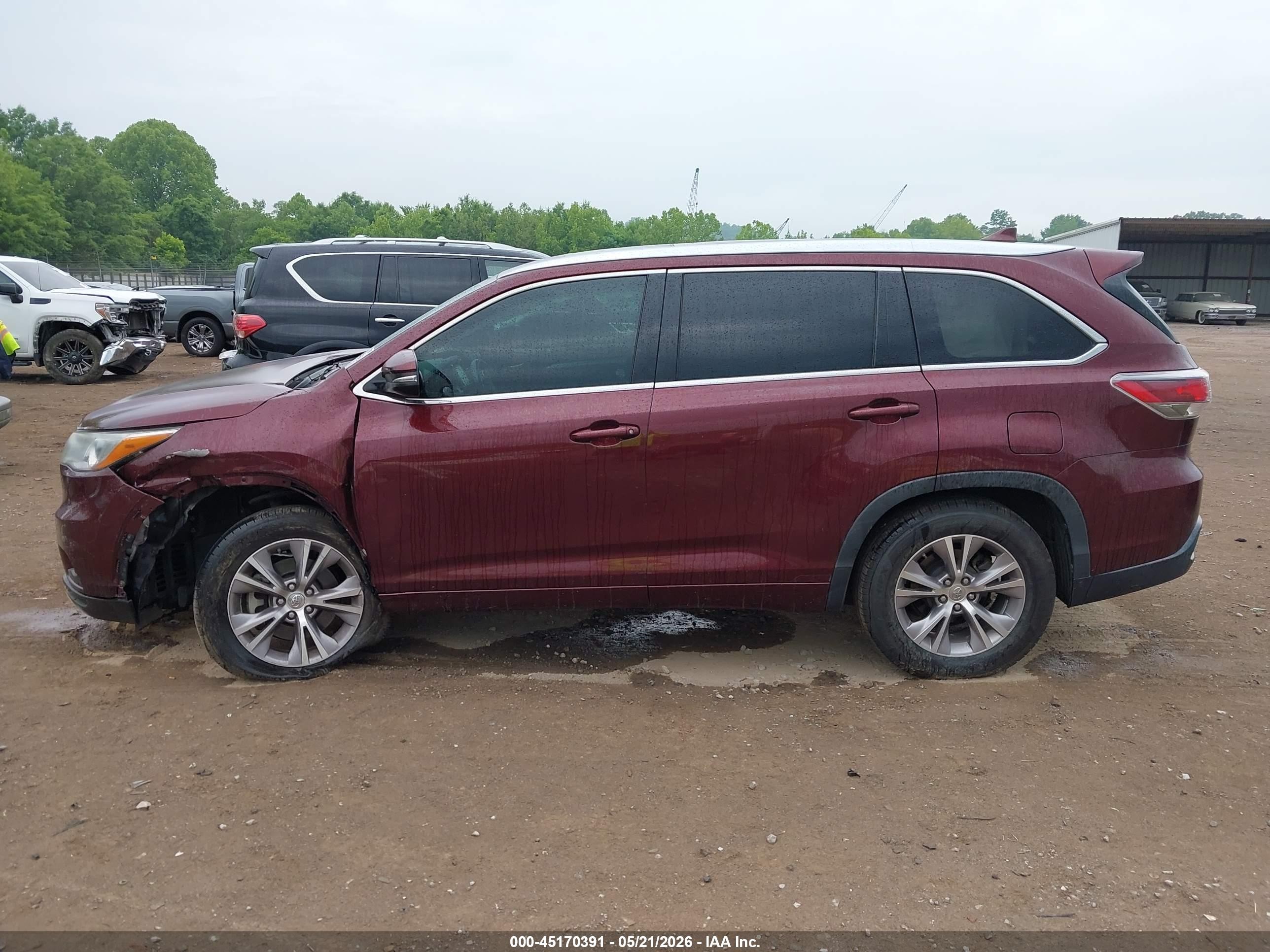 2015 Toyota Highlander Xle V6 Maroon vin: 5TDKKRFH8FS078682