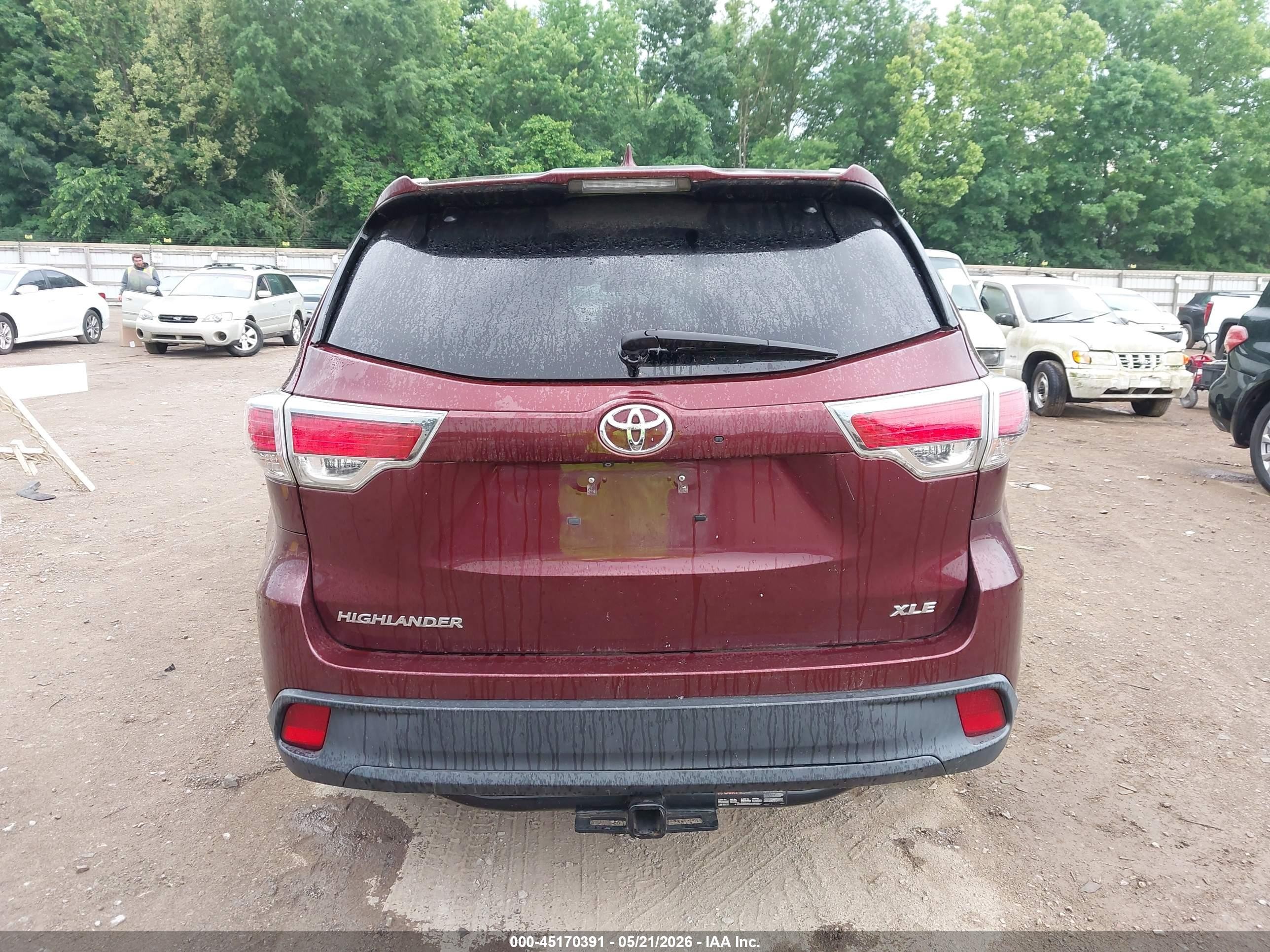 2015 Toyota Highlander Xle V6 Maroon vin: 5TDKKRFH8FS078682