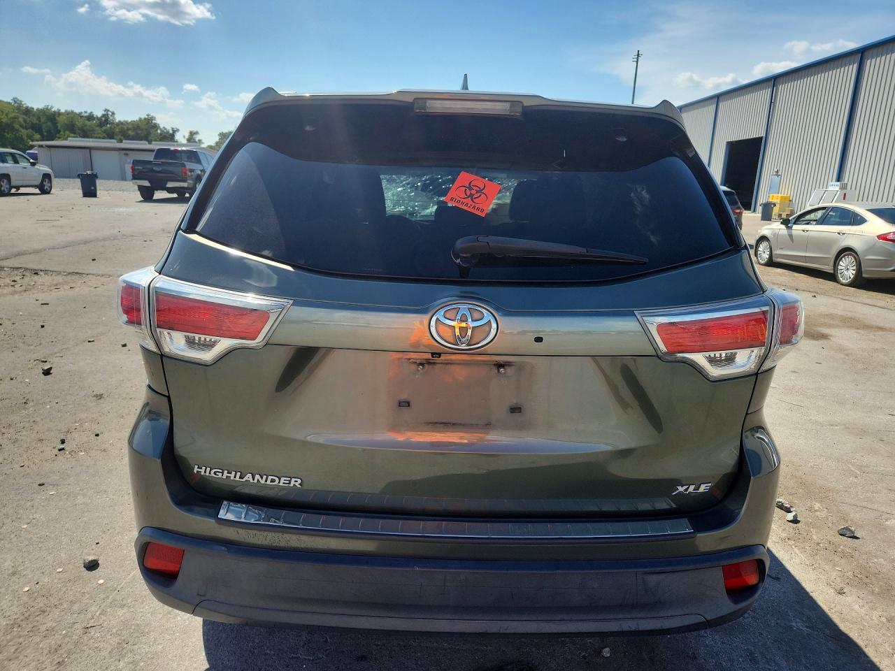 2015 Toyota Highlander Xle Green vin: 5TDKKRFH8FS090833