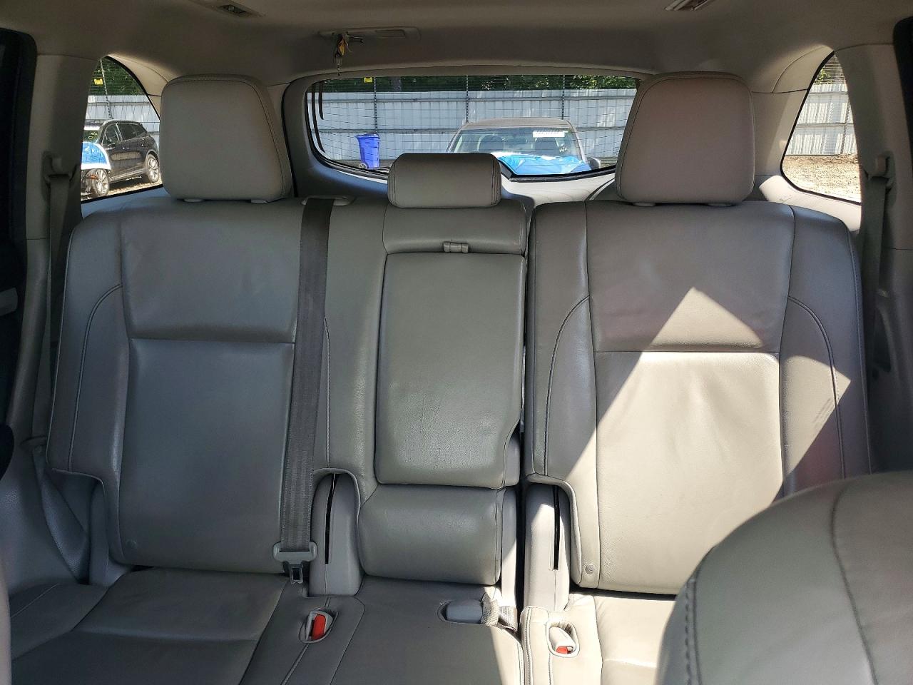 2015 Toyota Highlander Xle White vin: 5TDKKRFH8FS103774