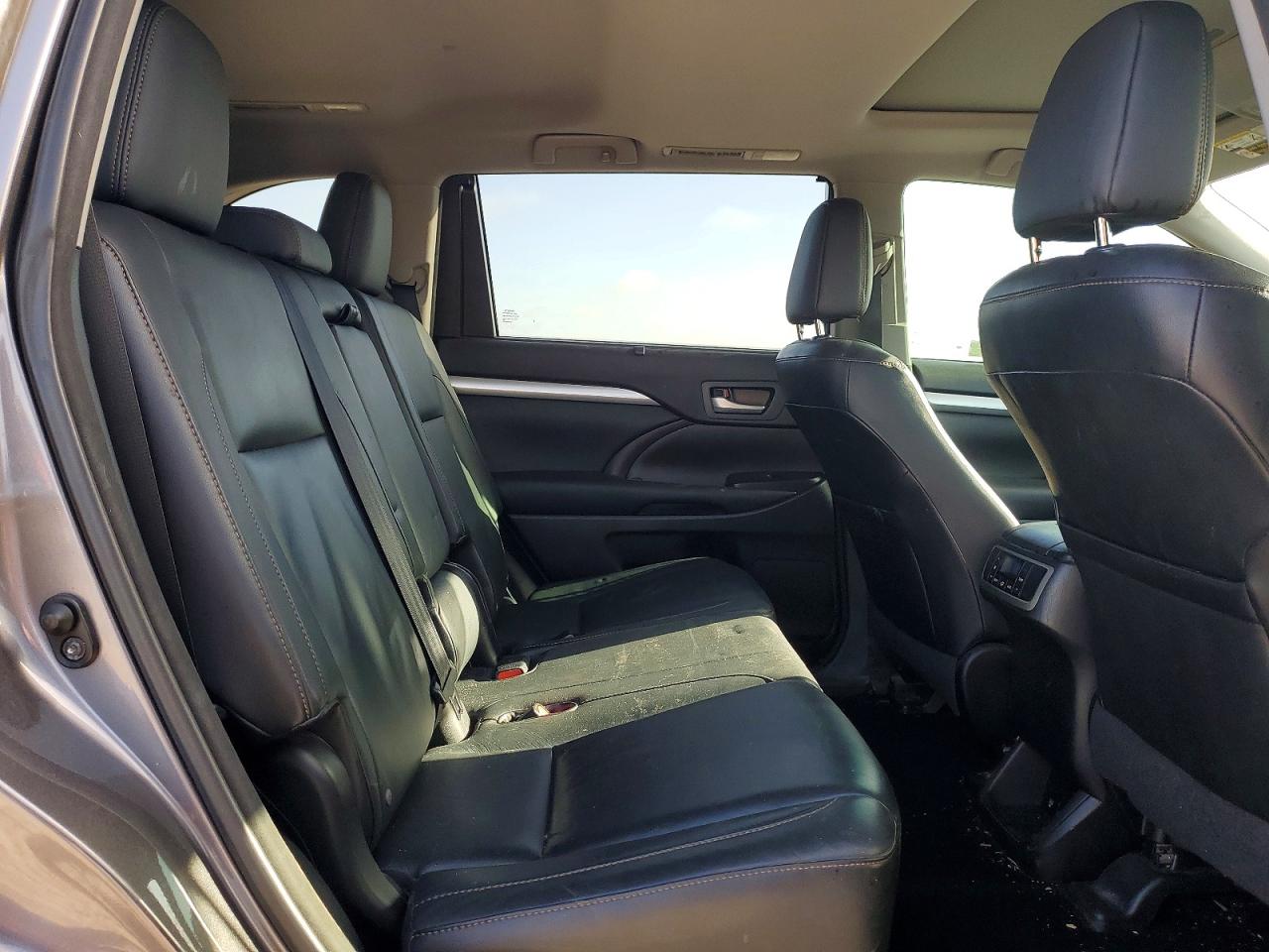 2015 Toyota Highlander Xle Gray vin: 5TDKKRFH9FS074625