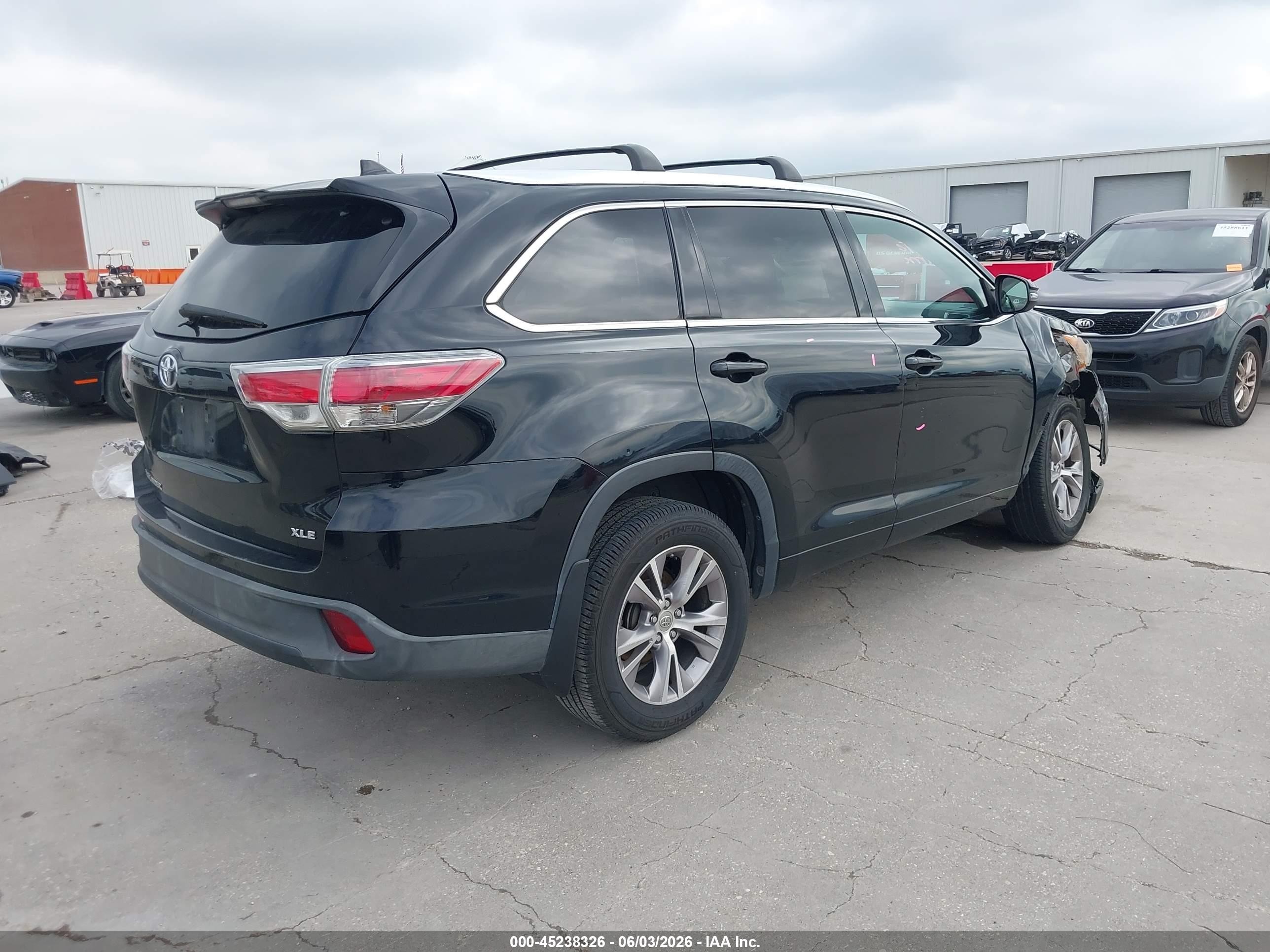 2015 Toyota Highlander Xle V6 Черный vin: 5TDKKRFH9FS087214