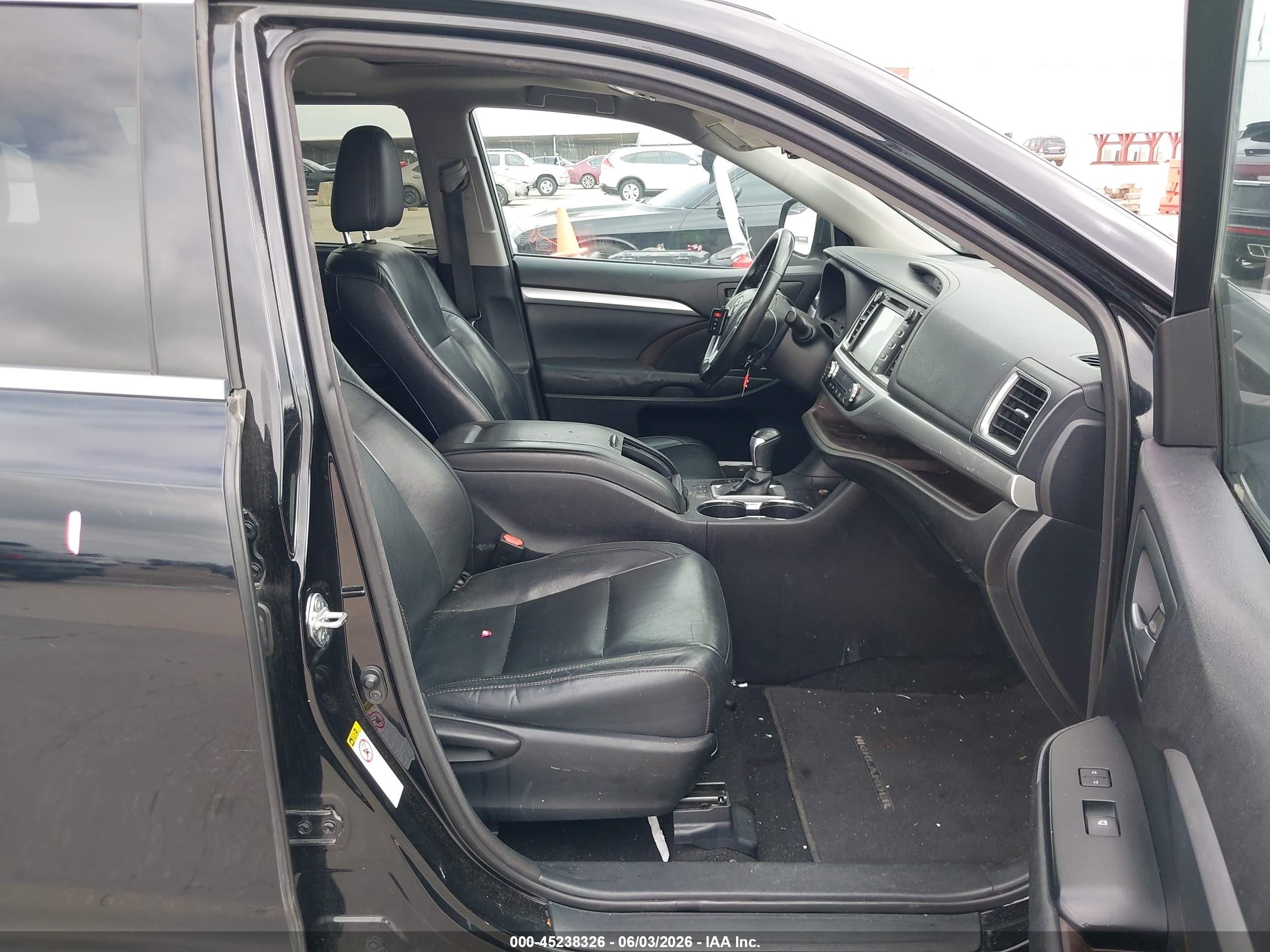 2015 Toyota Highlander Xle V6 Черный vin: 5TDKKRFH9FS087214