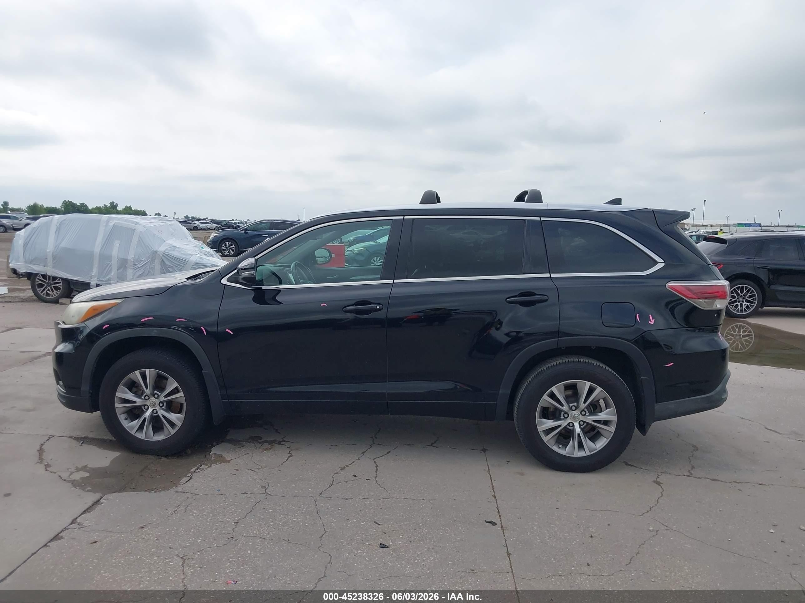 2015 Toyota Highlander Xle V6 Черный vin: 5TDKKRFH9FS087214