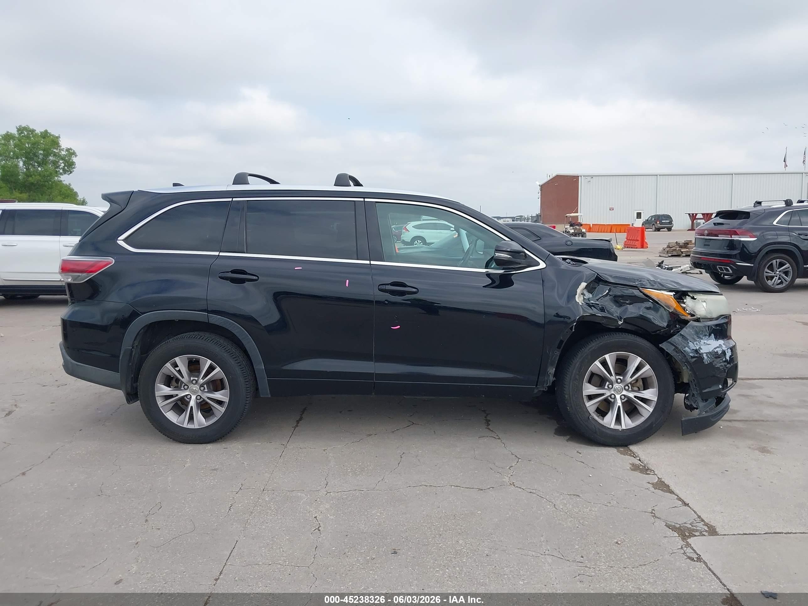 2015 Toyota Highlander Xle V6 Черный vin: 5TDKKRFH9FS087214