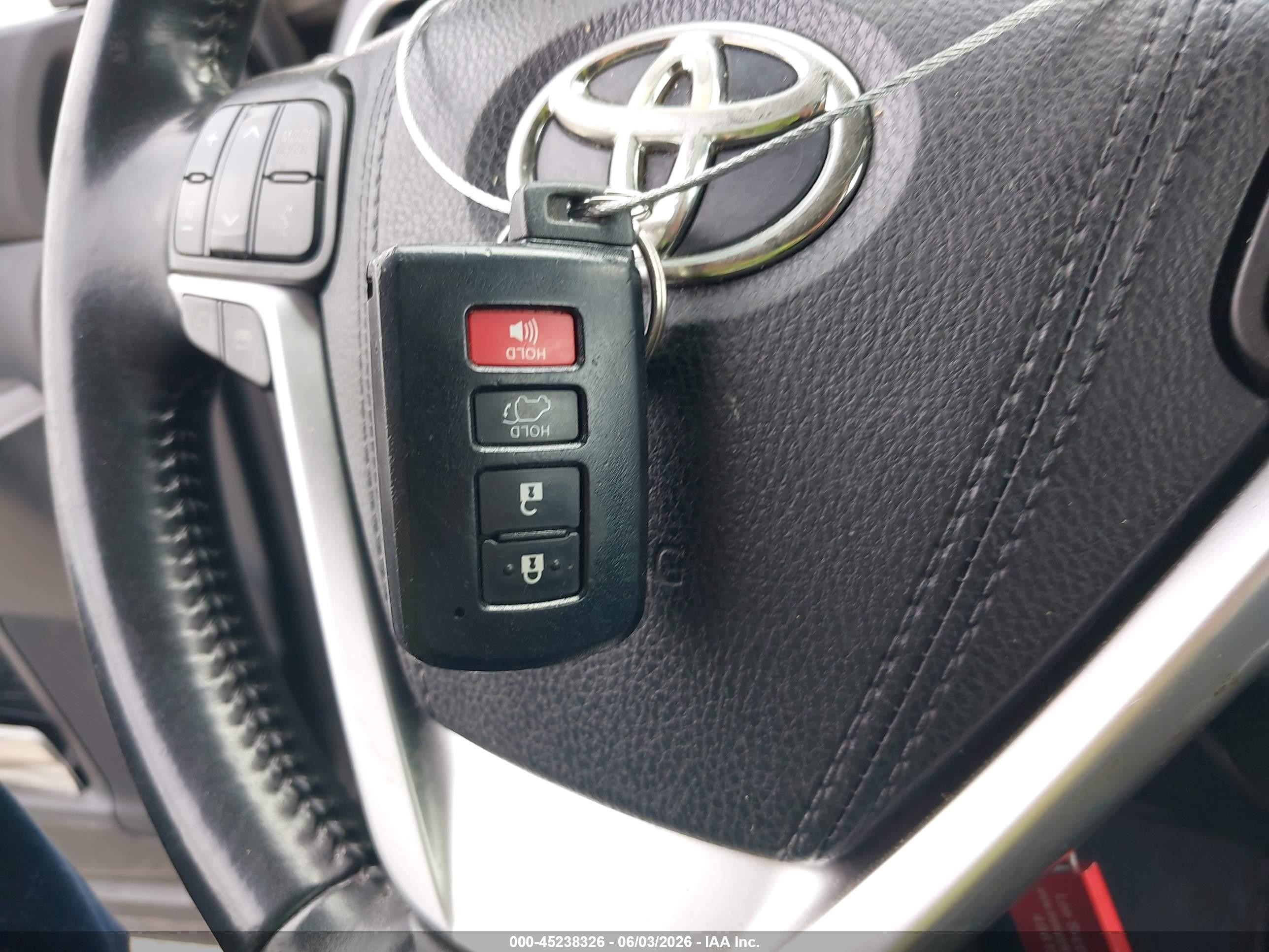 2015 Toyota Highlander Xle V6 Черный vin: 5TDKKRFH9FS087214