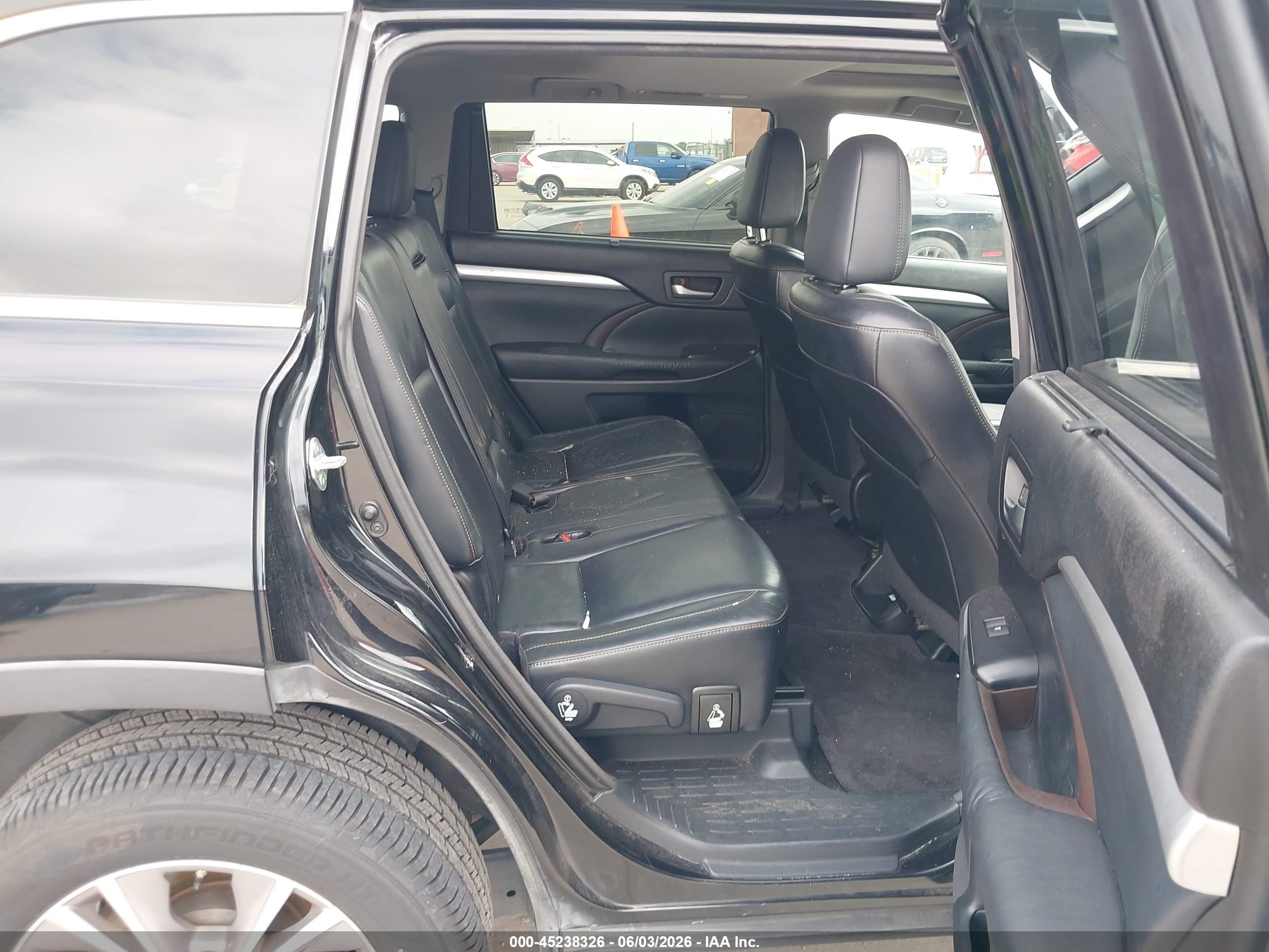 2015 Toyota Highlander Xle V6 Черный vin: 5TDKKRFH9FS087214