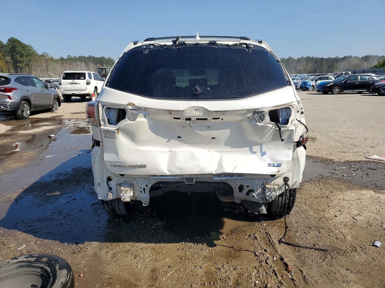 2015 Toyota Highlander Xle White vin: 5TDKKRFH9FS088136