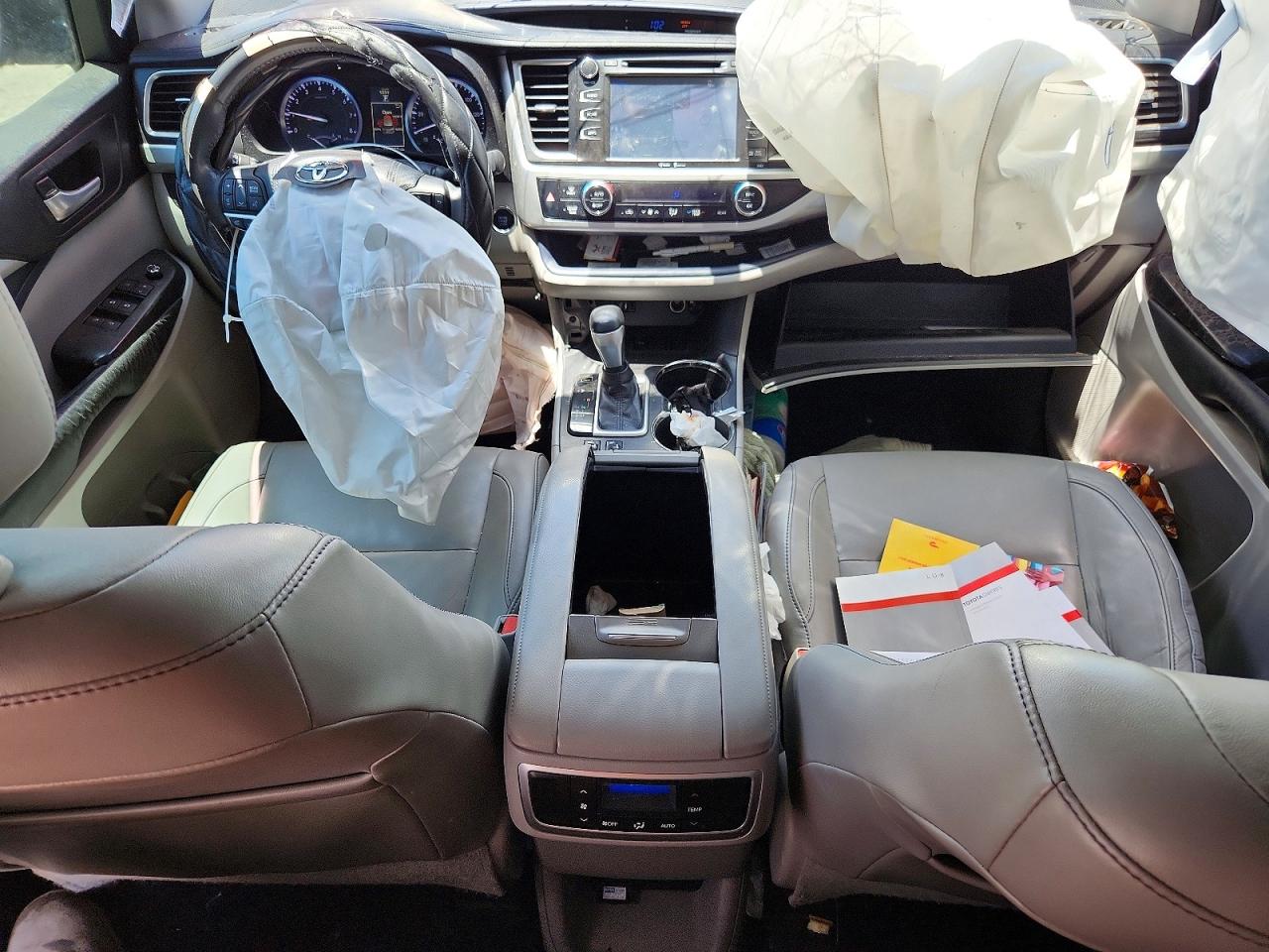 2015 Toyota Highlander Xle Charcoal vin: 5TDKKRFH9FS093241