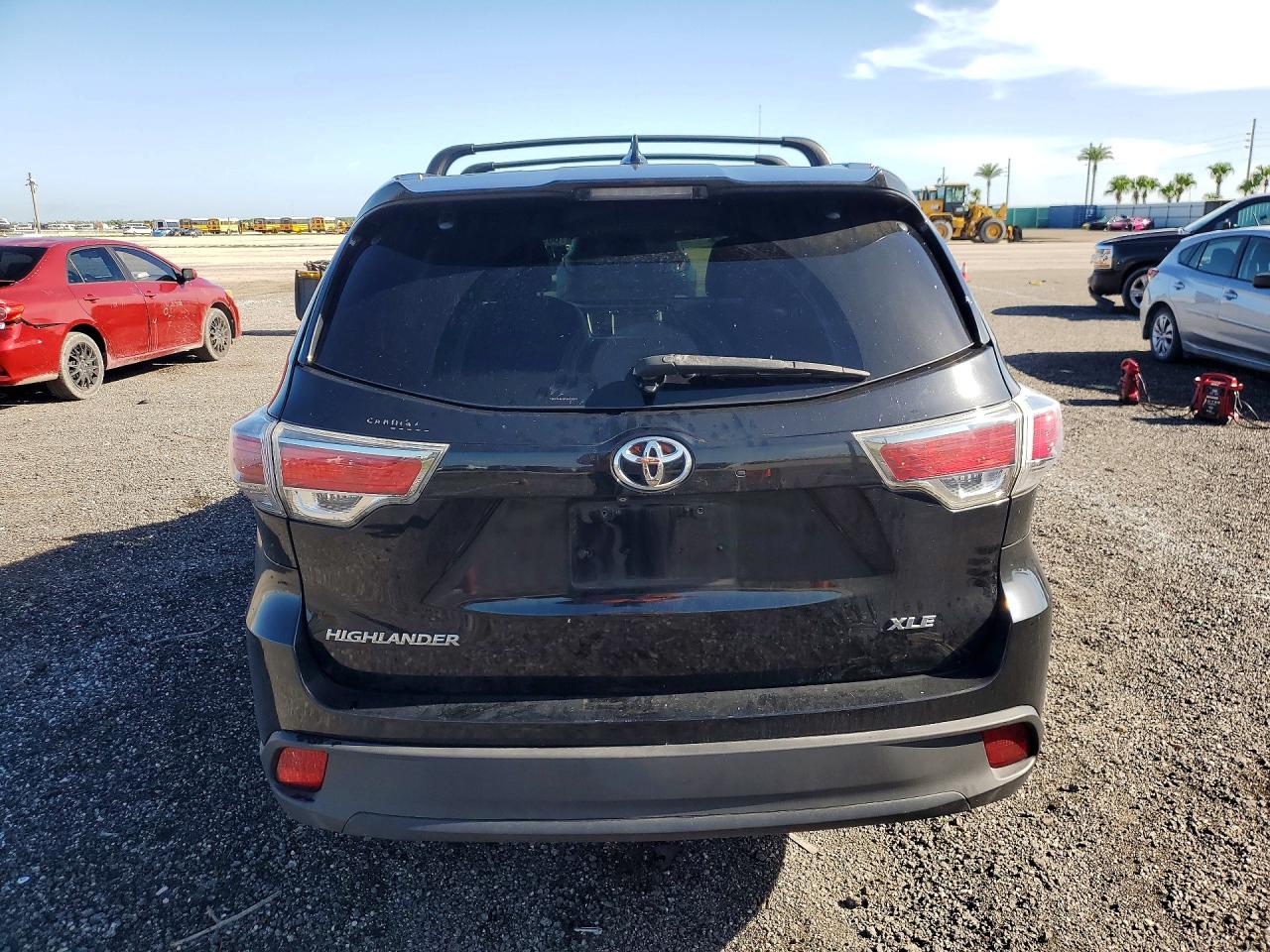 2015 Toyota Highlander Xle Black vin: 5TDKKRFHXFS092695