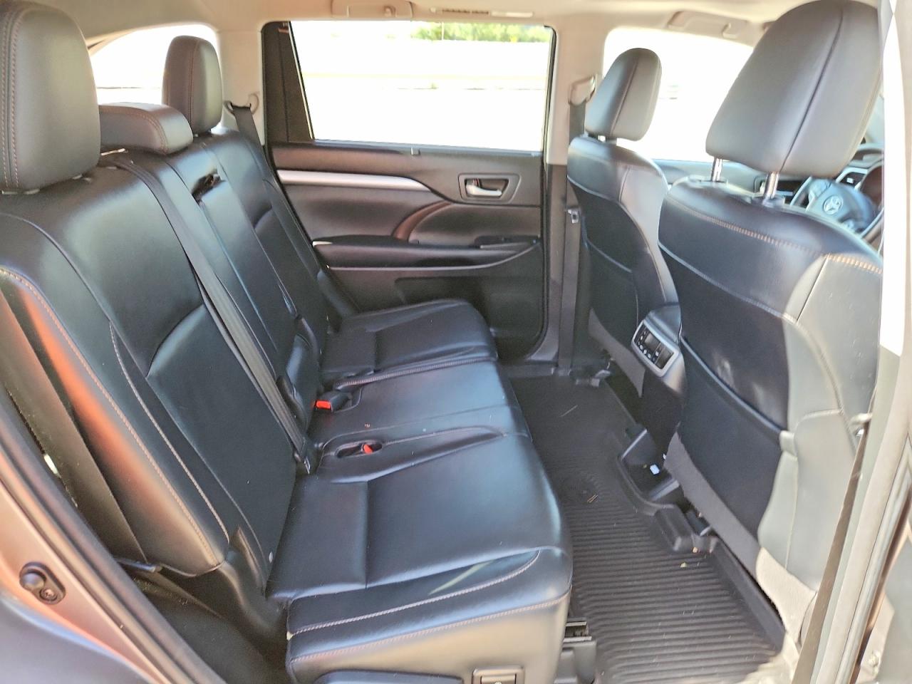 2015 Toyota Highlander Xle Угольный vin: 5TDKKRFHXFS112332
