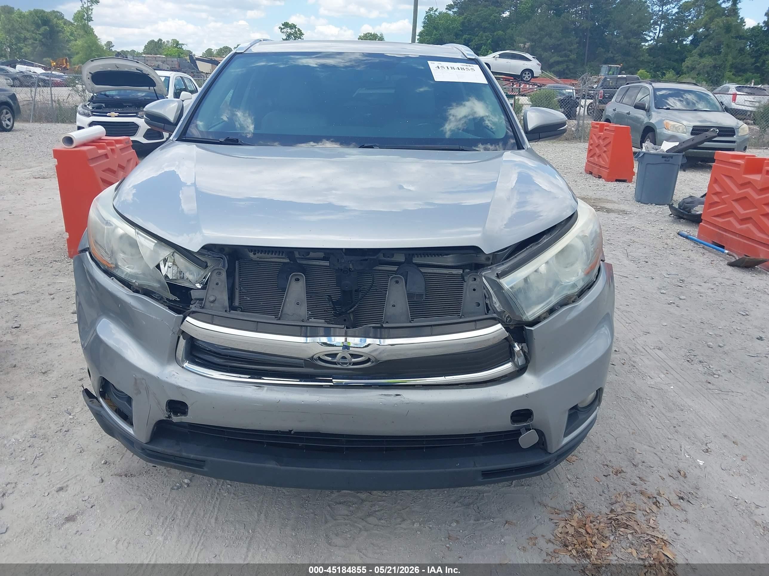 2015 Toyota Highlander Xle V6 Серый vin: 5TDKKRFHXFS115943