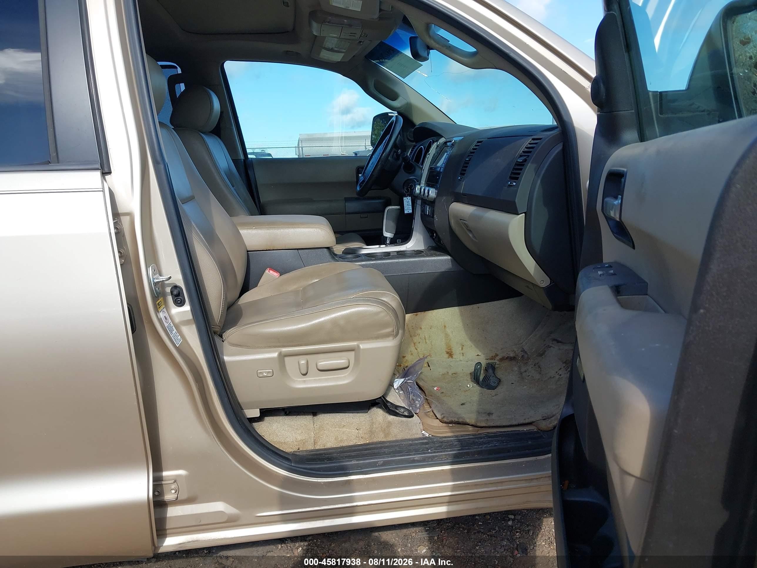 2010 Toyota Sequoia Limited 5.7l V8 Tan vin: 5TDKY5G10AS025721