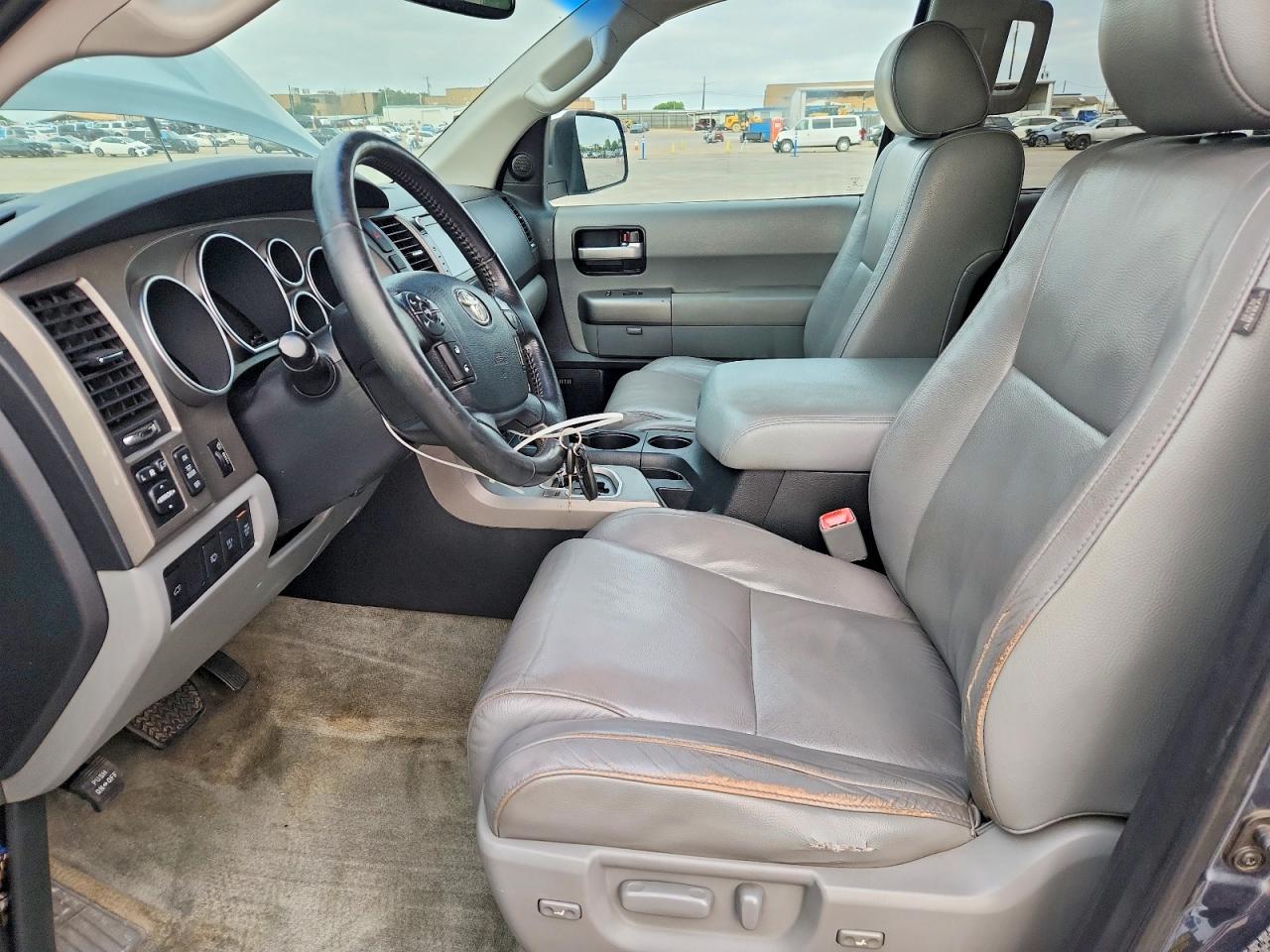 2010 Toyota Sequoia Limited Blue vin: 5TDKY5G11AS024058