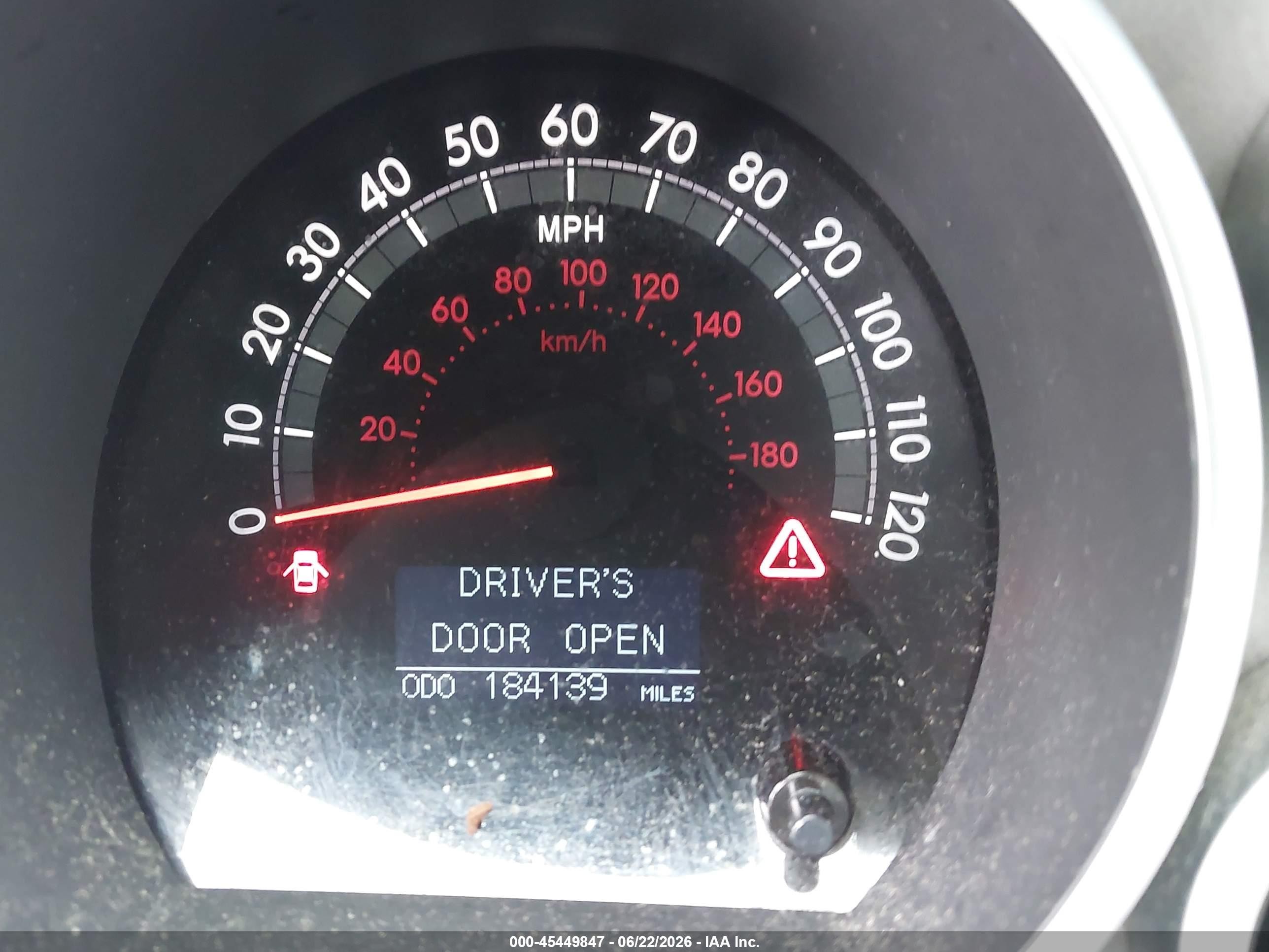 2015 Toyota Sequoia Limited 5.7l V8 White vin: 5TDKY5G12FS059666