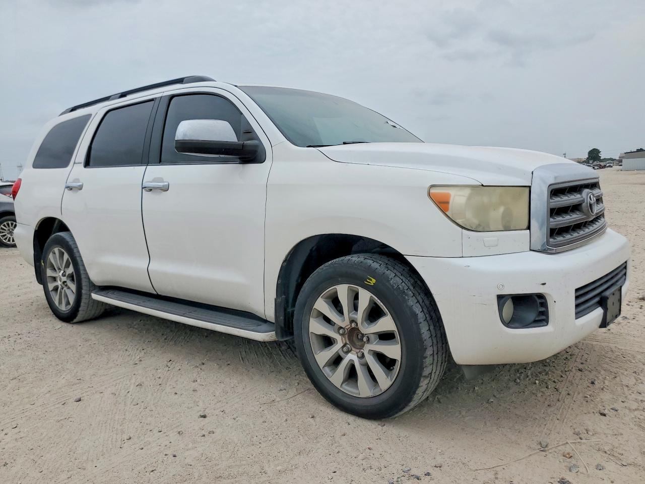 2014 Toyota Sequoia Limited White vin: 5TDKY5G14ES052636