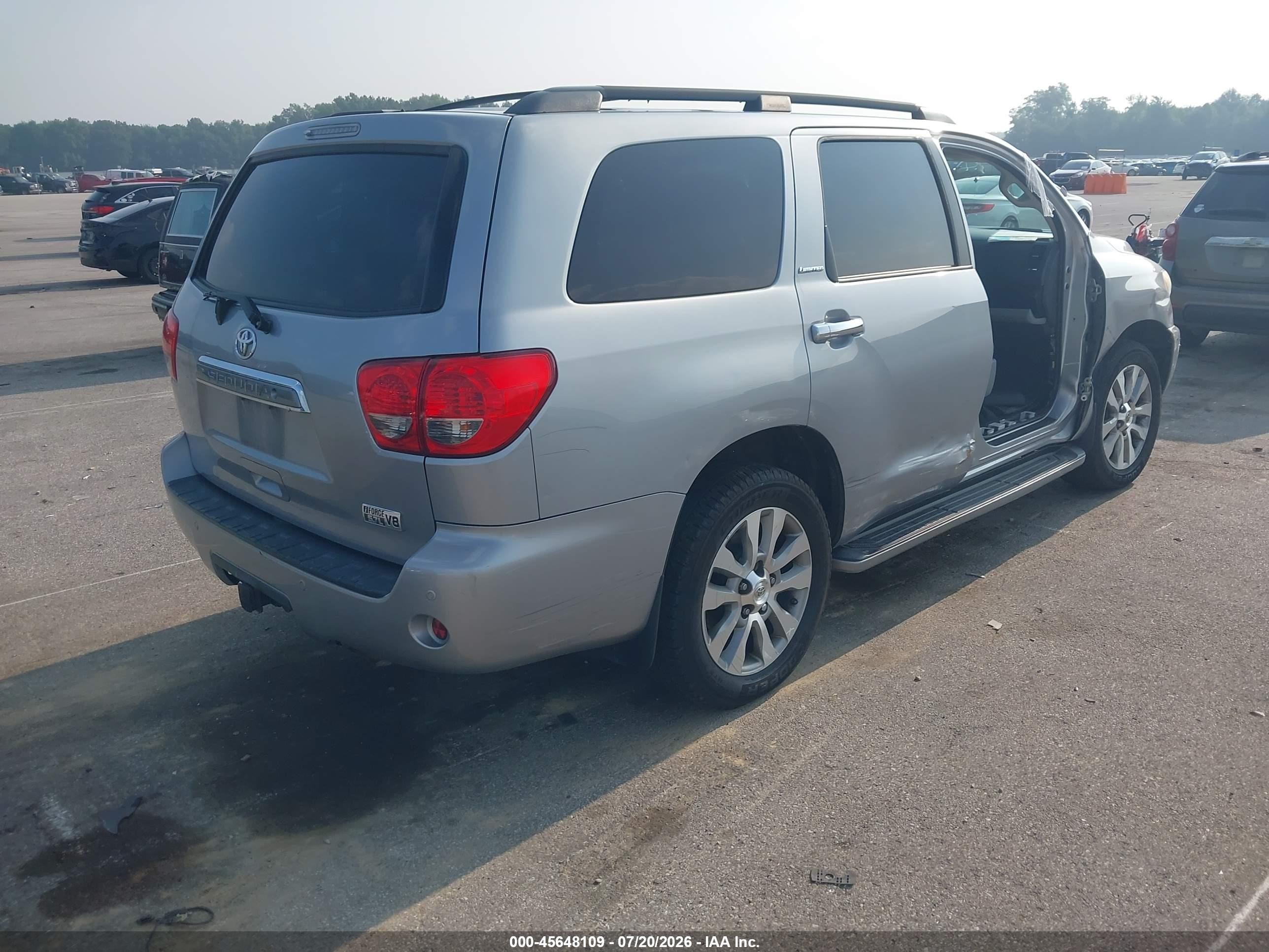 2014 Toyota Sequoia Limited 5.7l V8 Silver vin: 5TDKY5G15ES052015