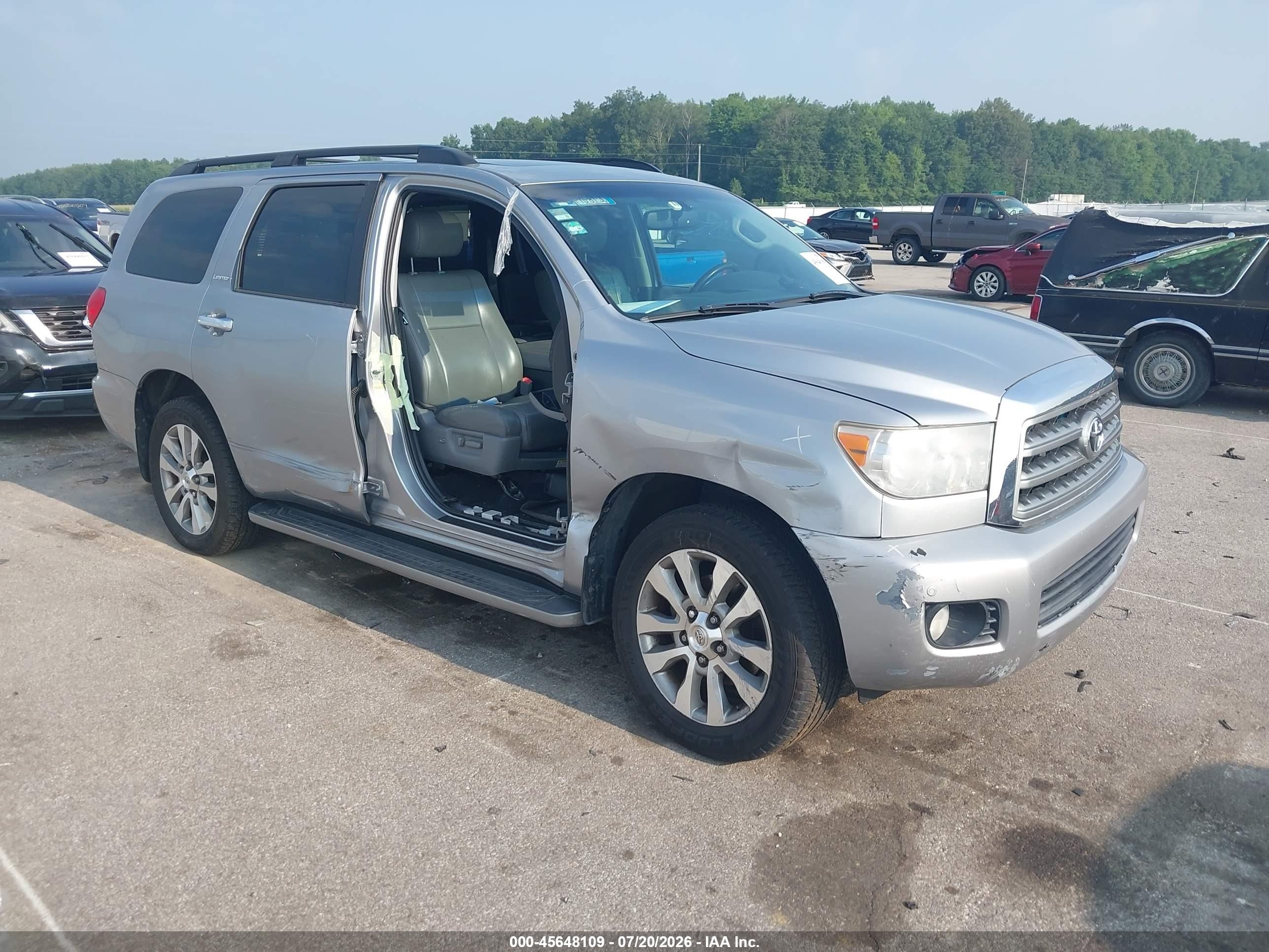 2014 Toyota Sequoia Limited 5.7l V8 Silver vin: 5TDKY5G15ES052015