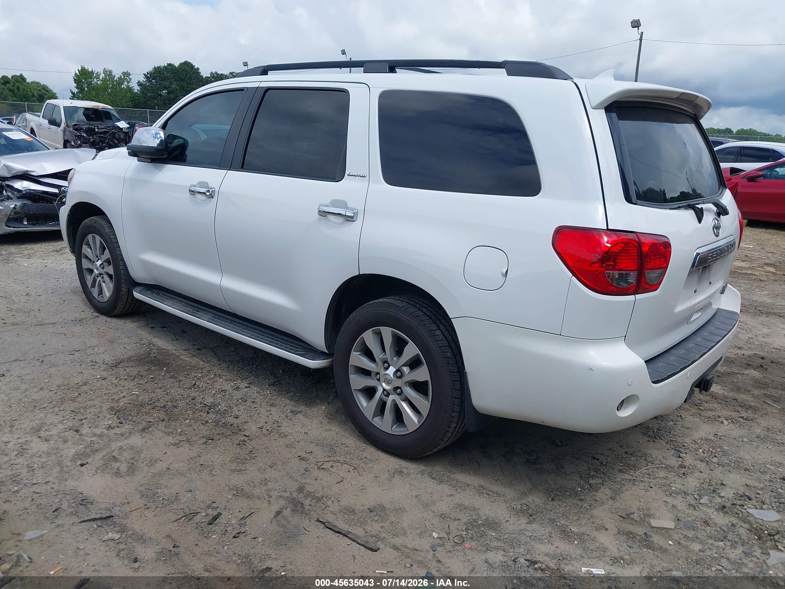 2014 Toyota Sequoia Limited/limited 5.7l V8 White vin: 5TDKY5G15ES054346