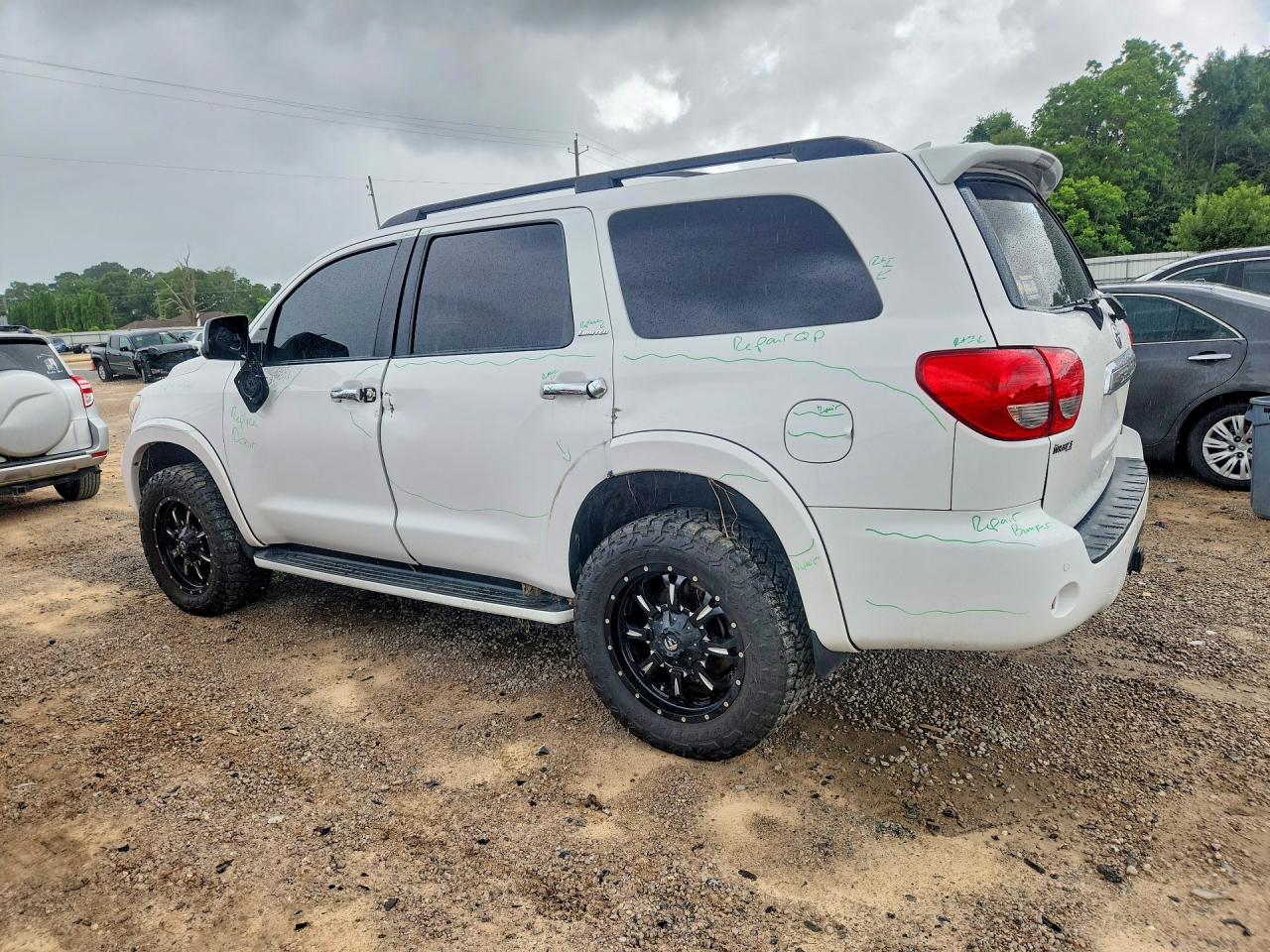 2015 Toyota Sequoia Limited White vin: 5TDKY5G15FS058320