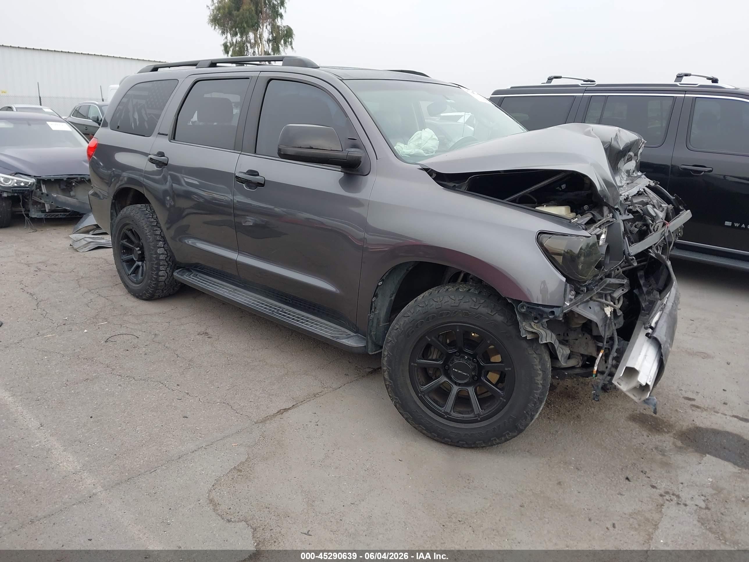 2014 Toyota Sequoia Limited 5.7l V8 Gray vin: 5TDKY5G16ES050340