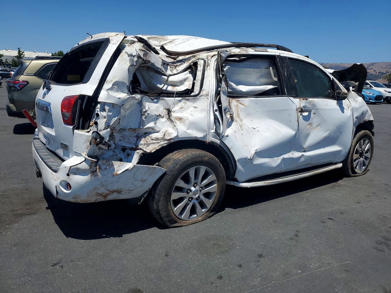 2013 Toyota Sequoia Limited White vin: 5TDKY5G1XDS047536