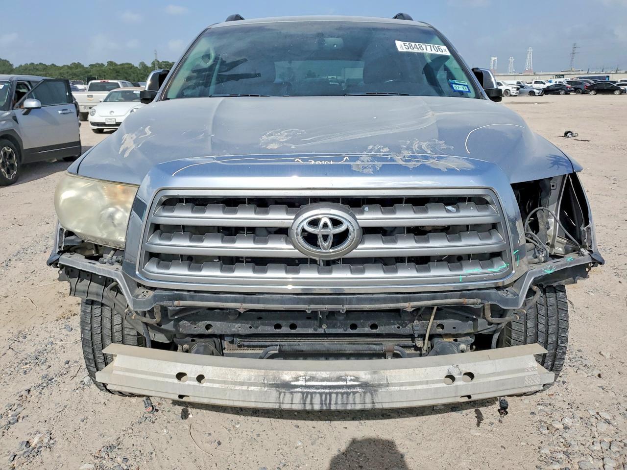 2013 Toyota Sequoia Limited Серебряный vin: 5TDKY5G1XDS048105
