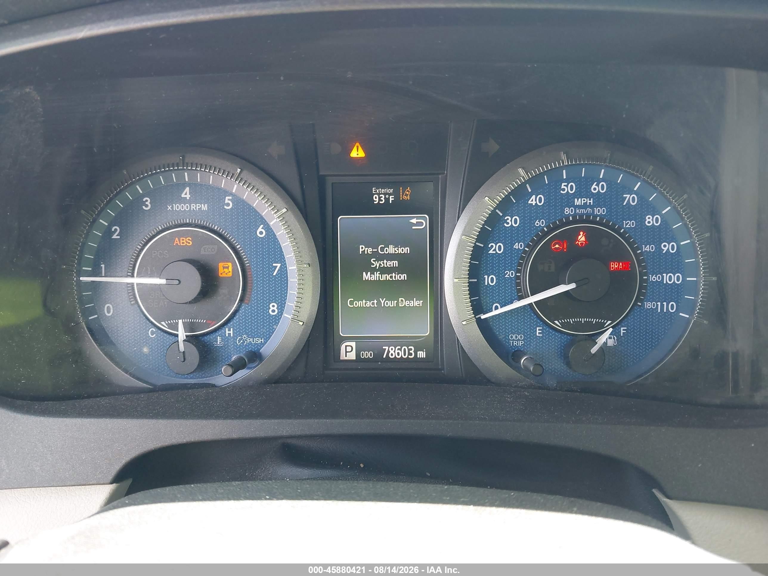 2018 Toyota Sienna Le 8 Passenger Коричневый vin: 5TDKZ3DC3JS933295