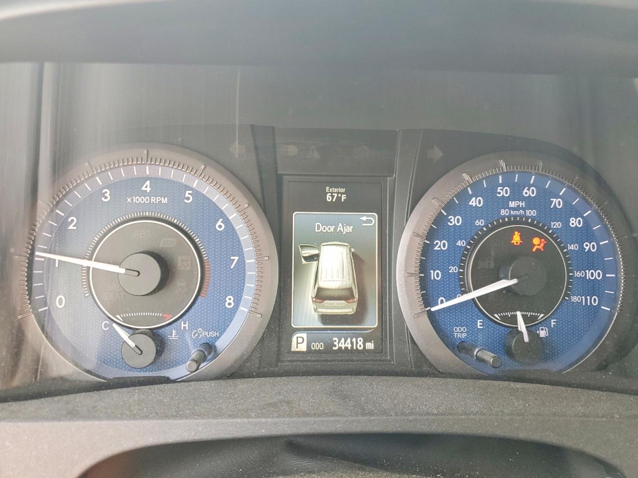 2020 Toyota Sienna Le,ce Серебряный vin: 5TDKZ3DC6LS052755