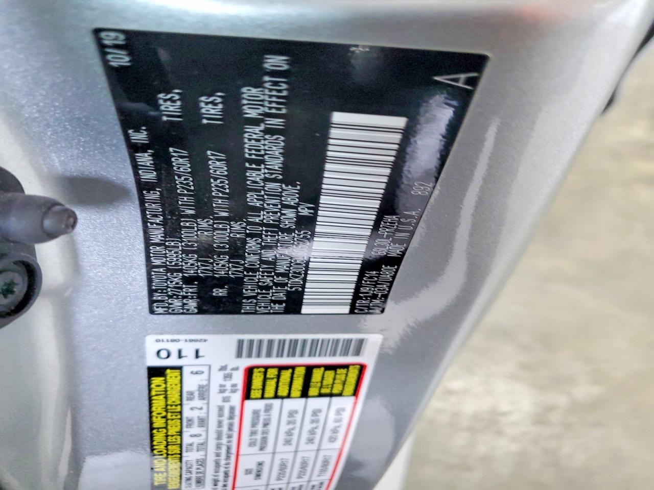 2020 Toyota Sienna Le,ce Серебряный vin: 5TDKZ3DC6LS052755