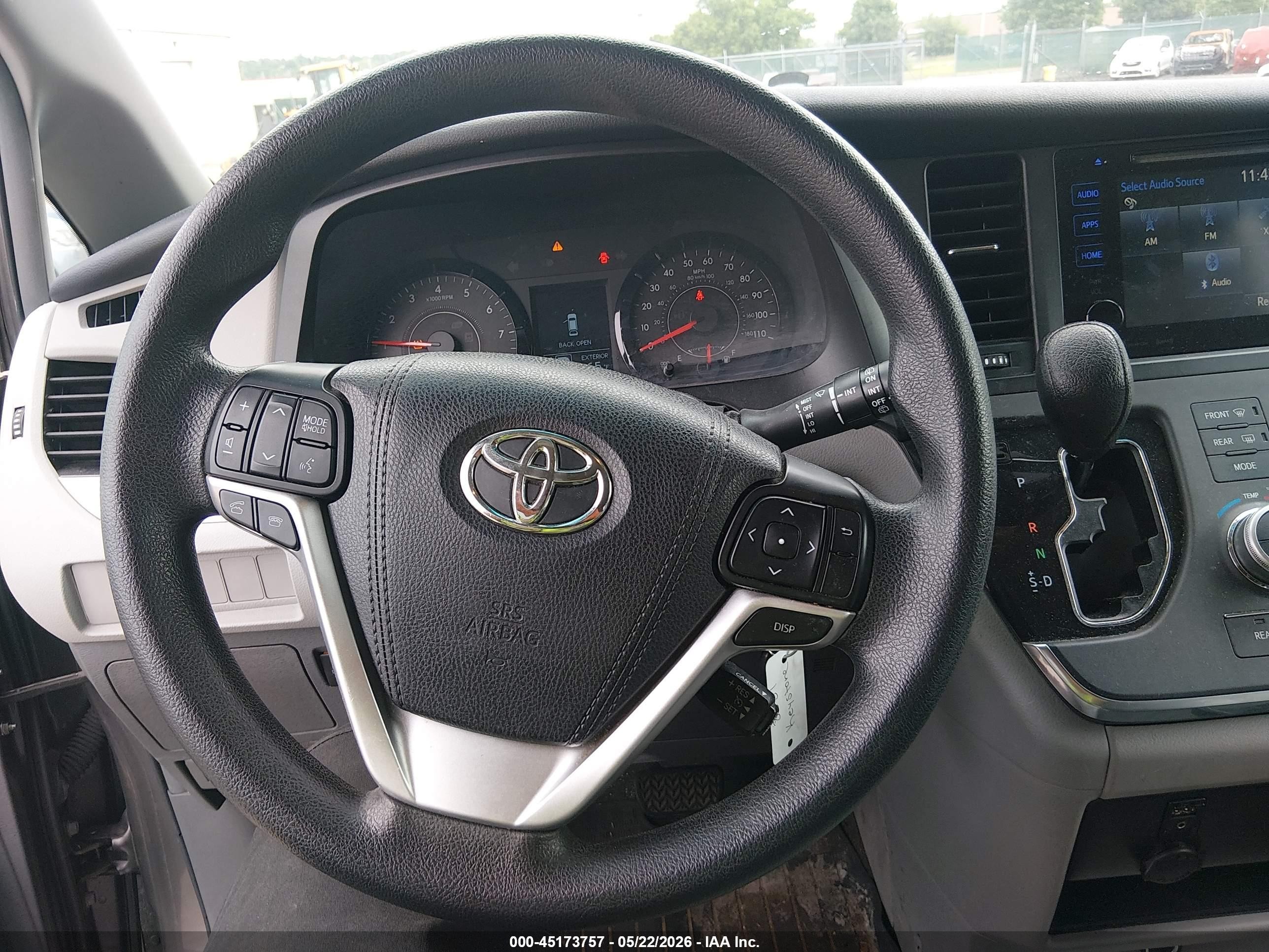 2017 Toyota Sienna Le 8 Passenger Gray vin: 5TDKZ3DC7HS862449