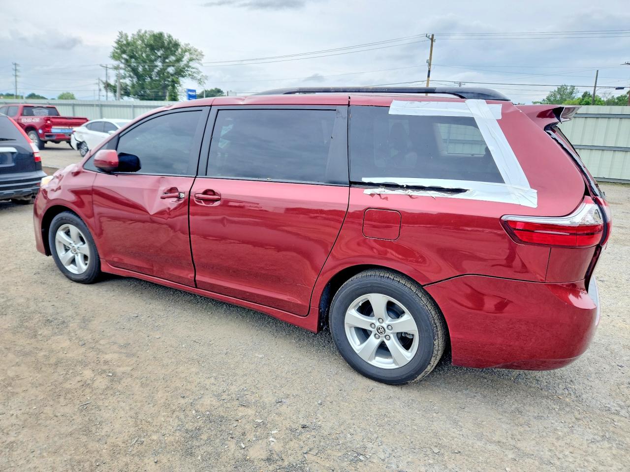 2020 Toyota Sienna Le Темно-бордовый vin: 5TDKZ3DC9LS086219