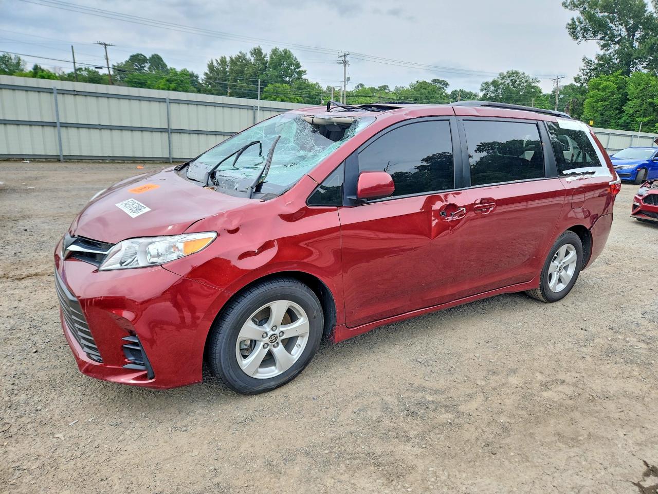 2020 Toyota Sienna Le Темно-бордовый vin: 5TDKZ3DC9LS086219