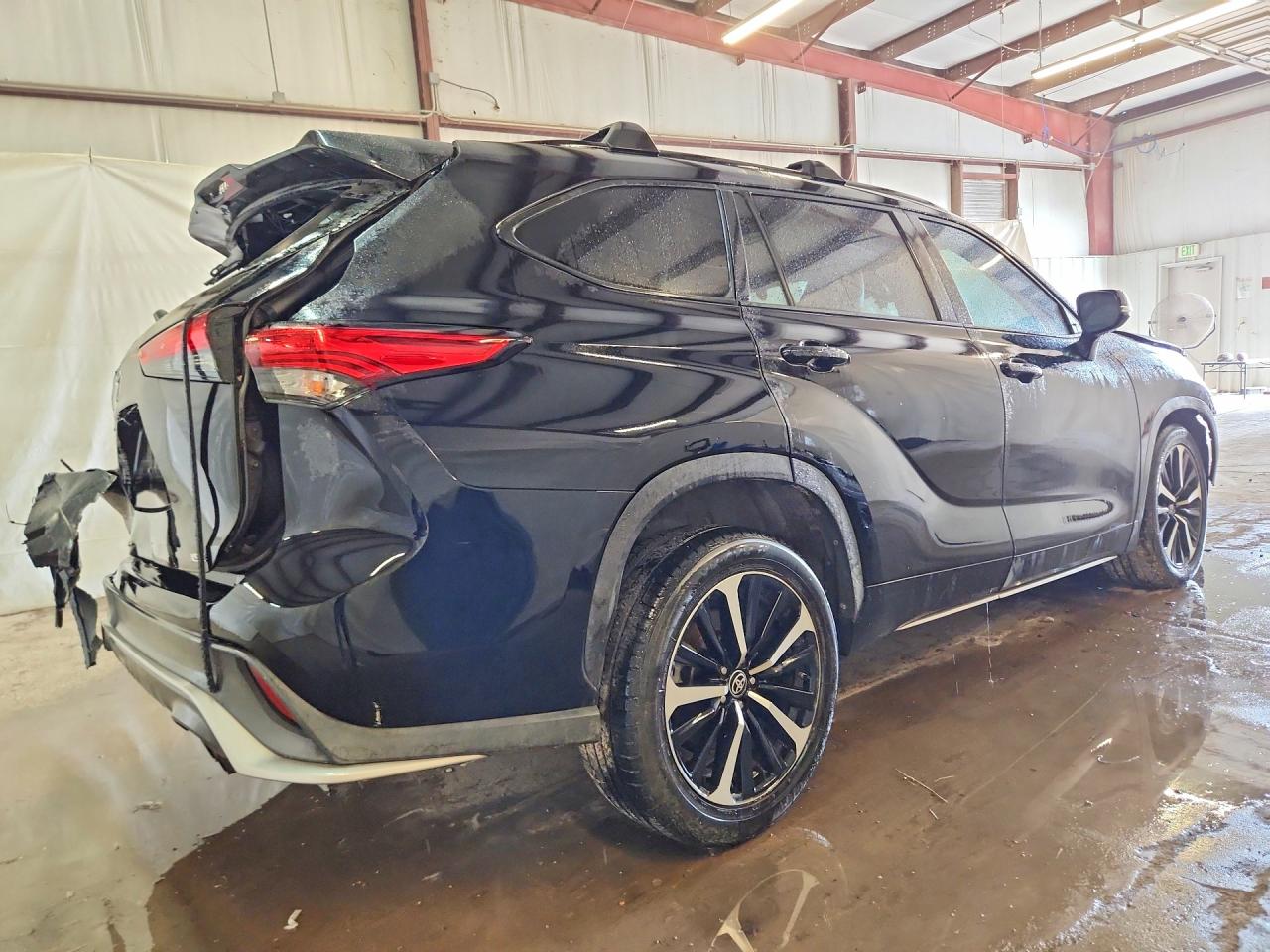 2022 Toyota Highlander Xse Black vin: 5TDLZRAH5NS110655