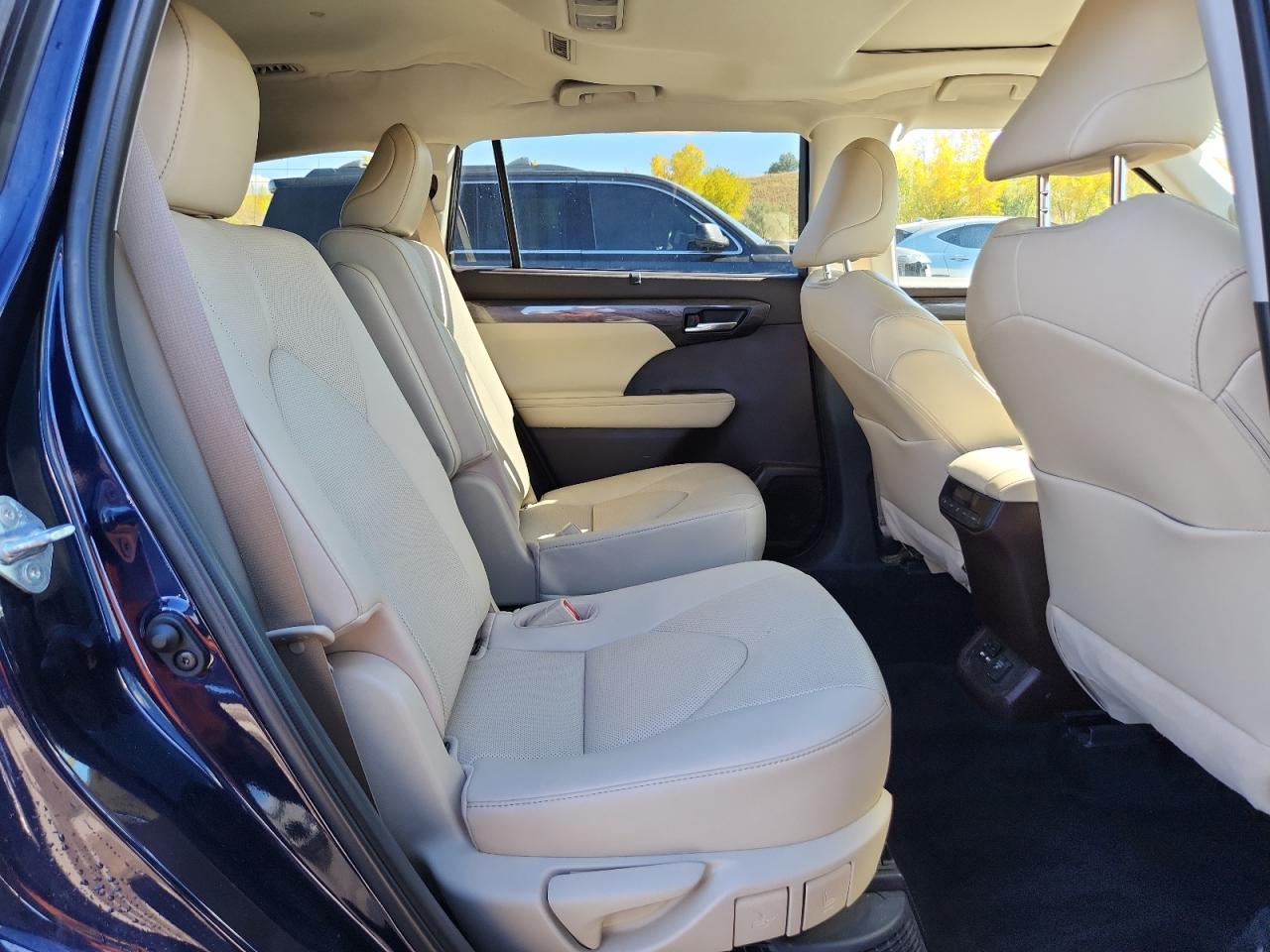 2021 Toyota Highlander Hybrid Limited Синий vin: 5TDXBRCH8MS054602