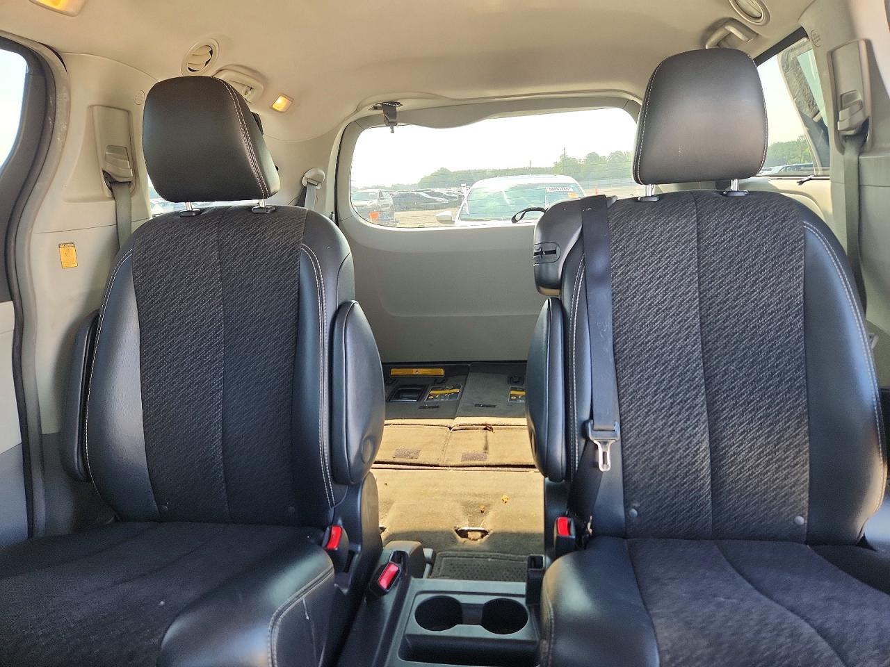 2012 Toyota Sienna Sport Black vin: 5TDXK3DC0CS239841
