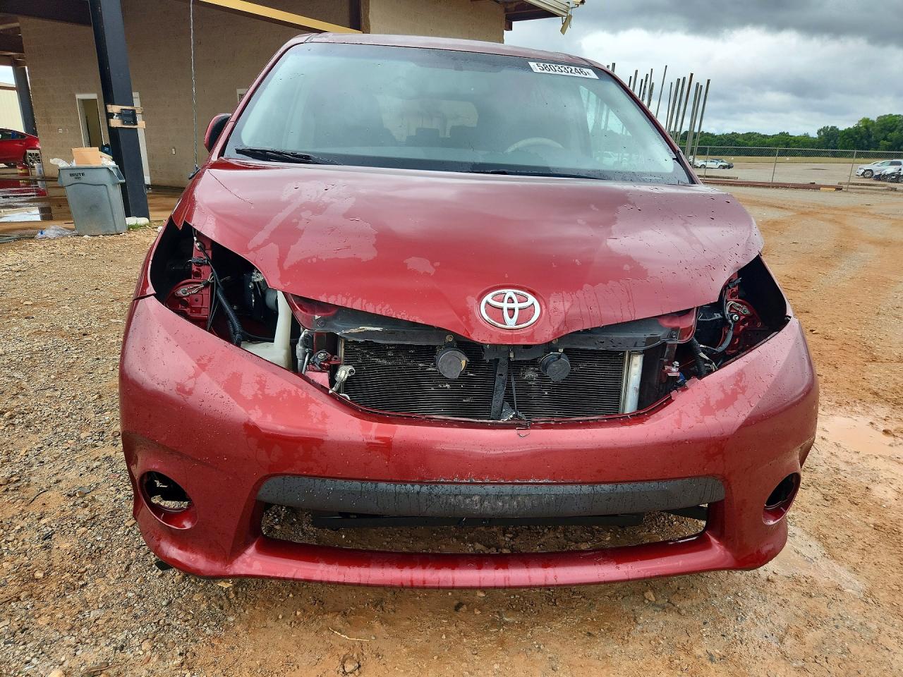 2013 Toyota Sienna Sport Burgundy vin: 5TDXK3DC0DS315219