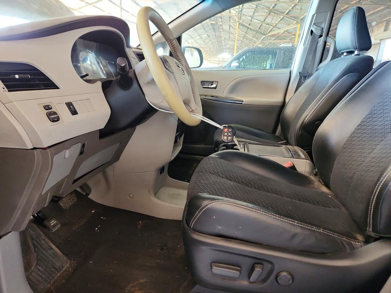 2013 Toyota Sienna Sport Gray vin: 5TDXK3DC0DS331775