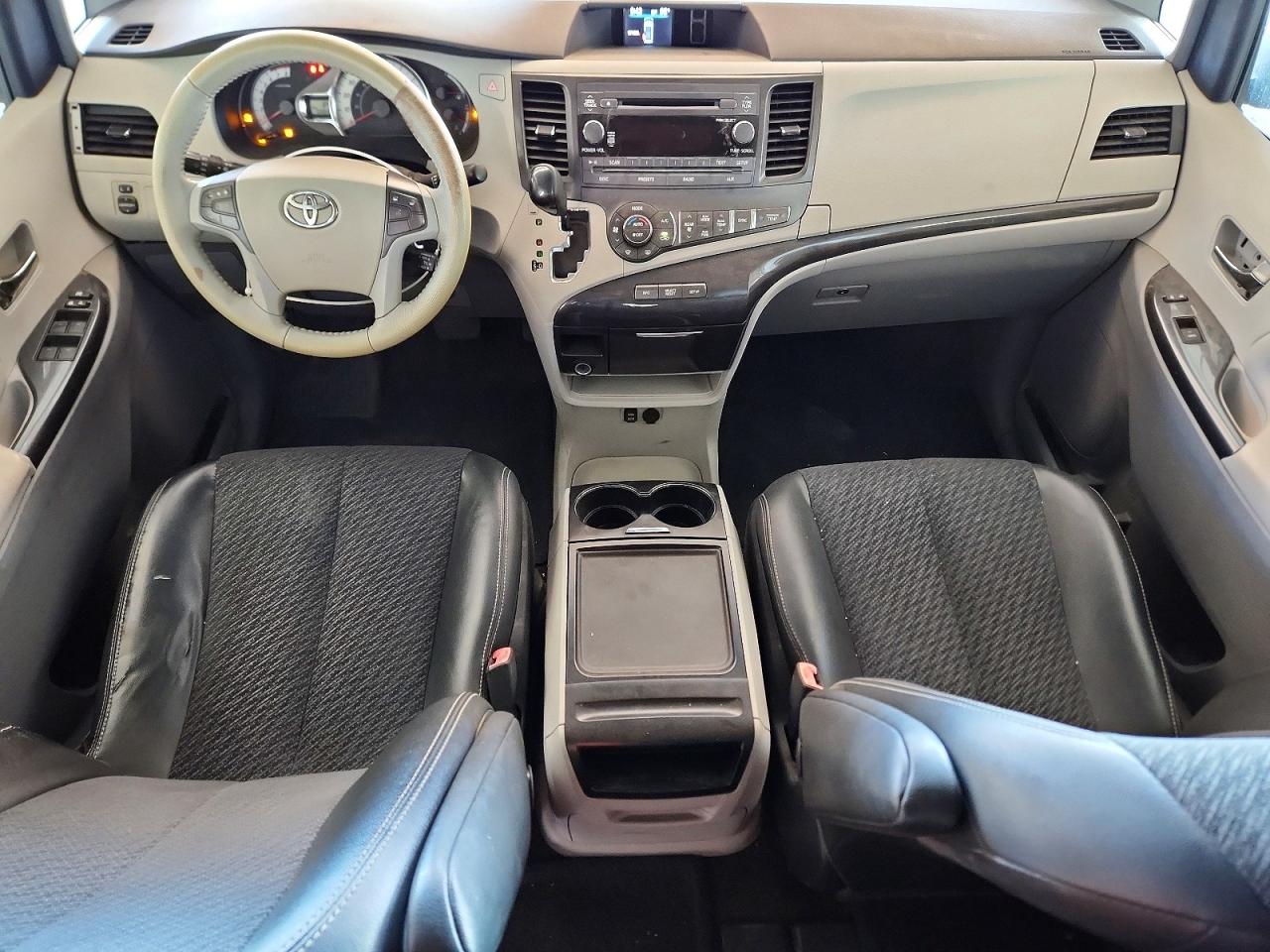 2013 Toyota Sienna Sport Gray vin: 5TDXK3DC0DS331775